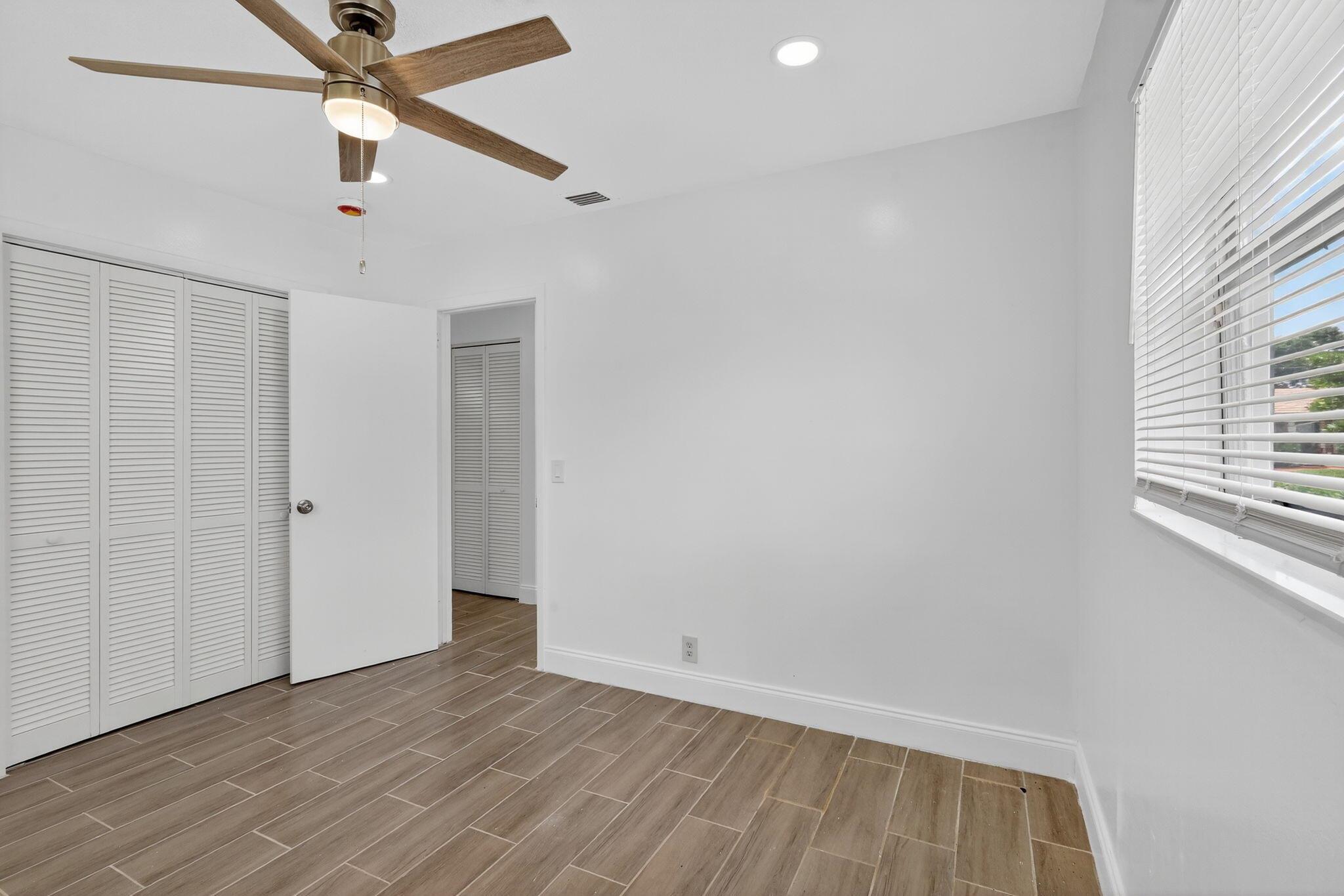 West Palm Beach, Florida, 33401, United States, 4 Bedrooms Bedrooms, ,2 BathroomsBathrooms,Residential,For Sale,1975982