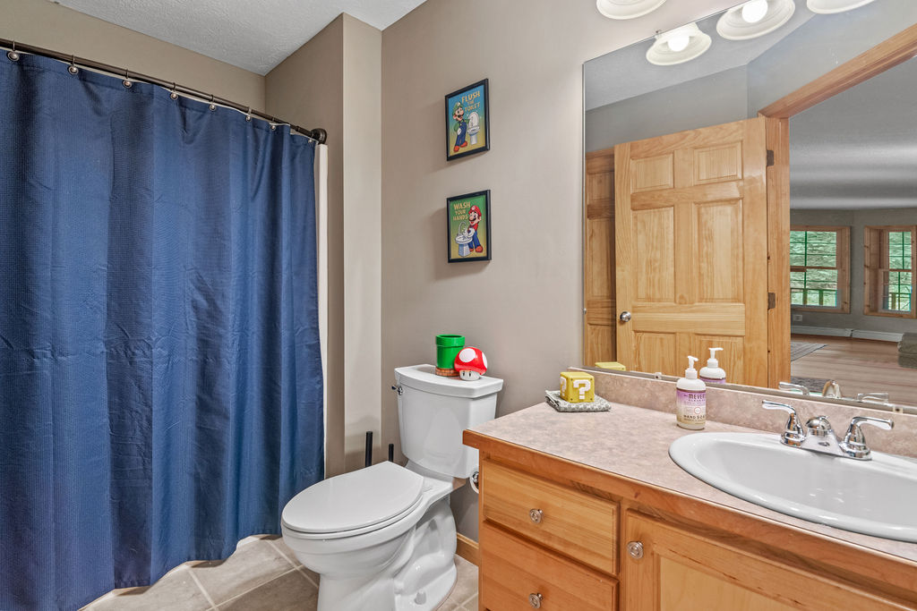 Marengo, Ohio, 43334, United States, 5 Bedrooms Bedrooms, ,3 BathroomsBathrooms,Residential,For Sale,2048859