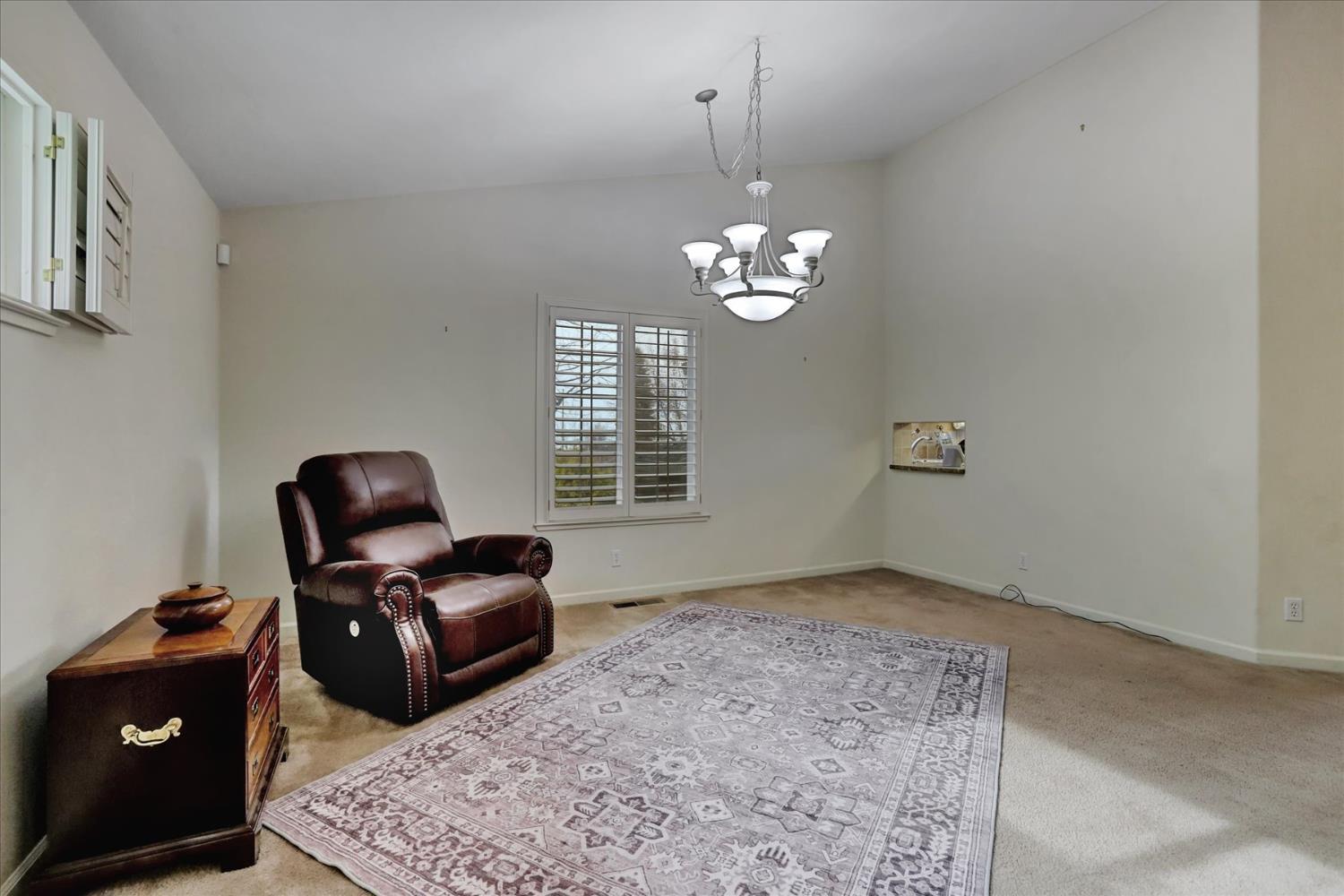 Grass Valley, California, 95945, United States, 3 Bedrooms Bedrooms, ,3 BathroomsBathrooms,Residential,For Sale,2012341