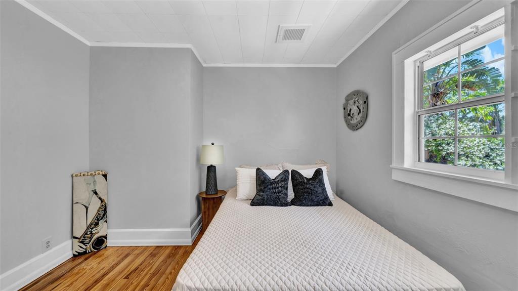 St Petersburg, Florida, 33705, United States, 3 Bedrooms Bedrooms, ,3 BathroomsBathrooms,Residential,For Sale,1778823