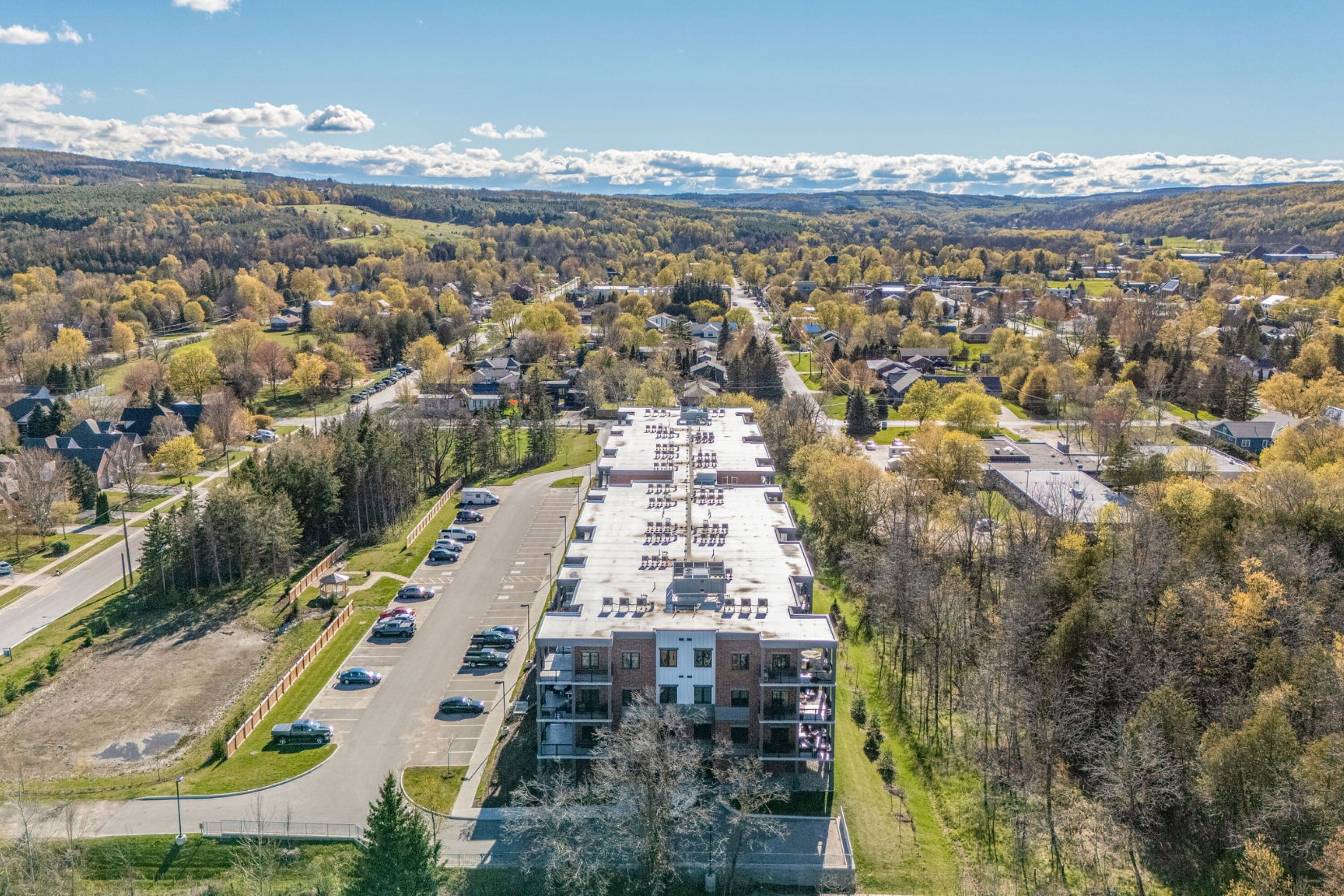  Bright & Spacious Condo Living - 物件實景