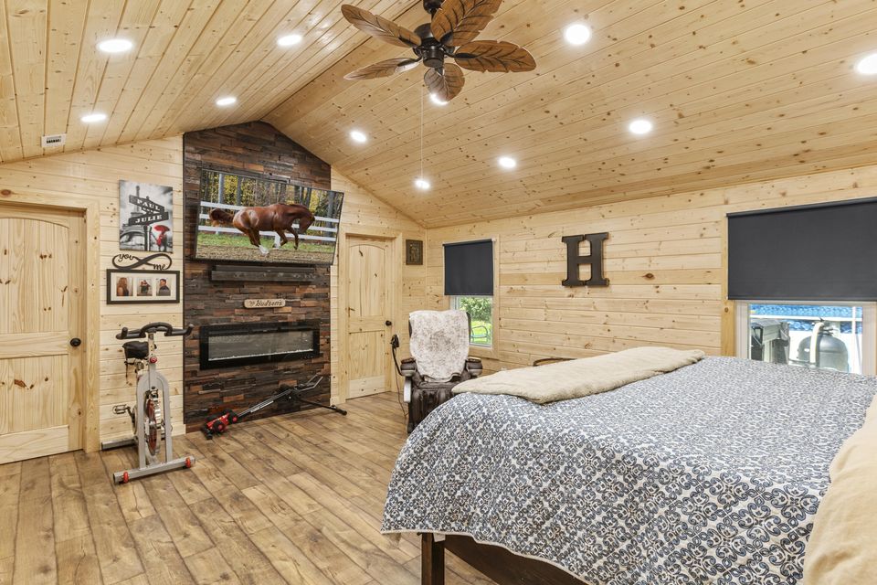 Versailles, Kentucky, 40383, United States, 3 Bedrooms Bedrooms, ,2 BathroomsBathrooms,Residential,For Sale,1976488