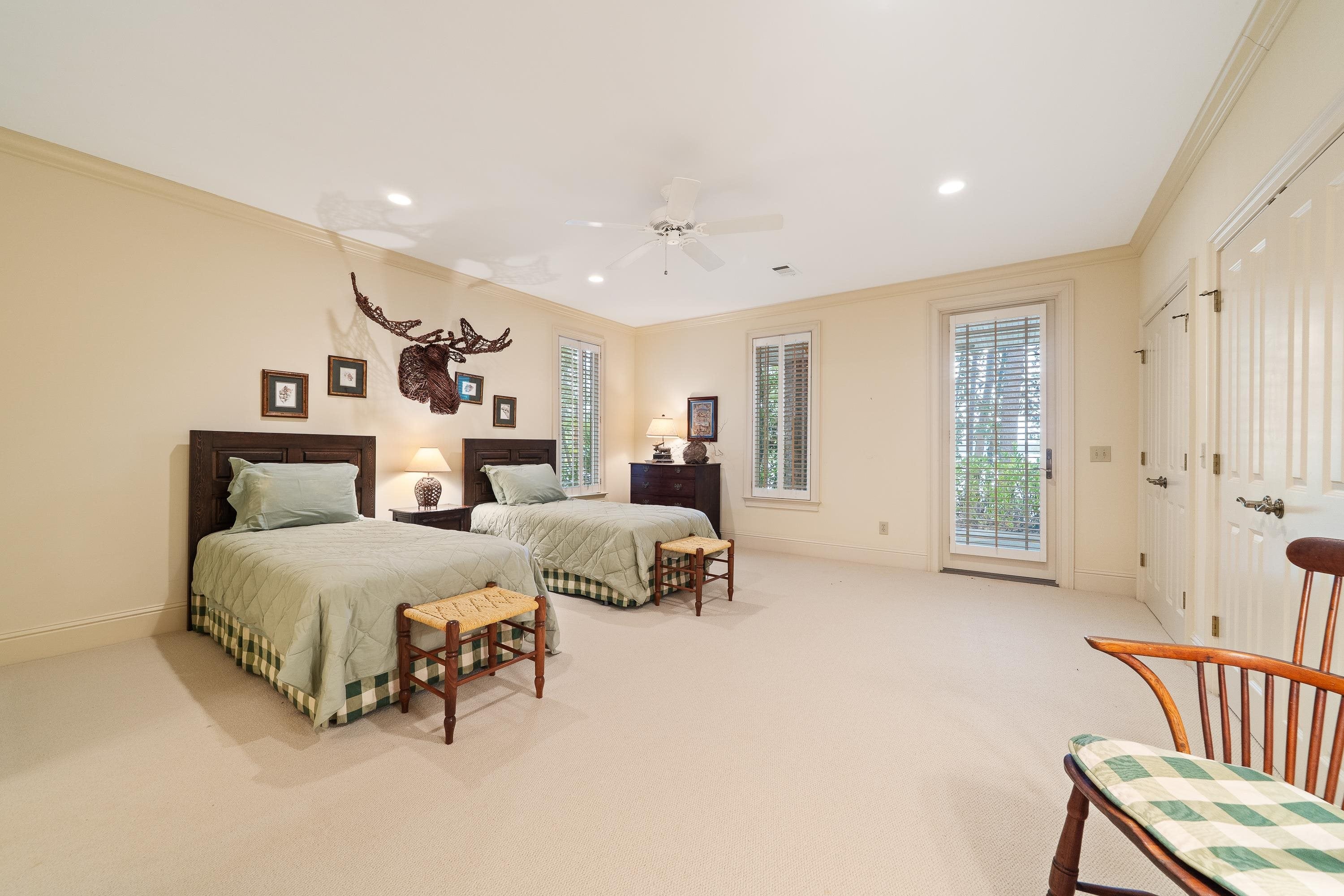 Greensboro, Georgia, 30642, United States, 7 Bedrooms Bedrooms, ,8 BathroomsBathrooms,Residential,For Sale,1984932