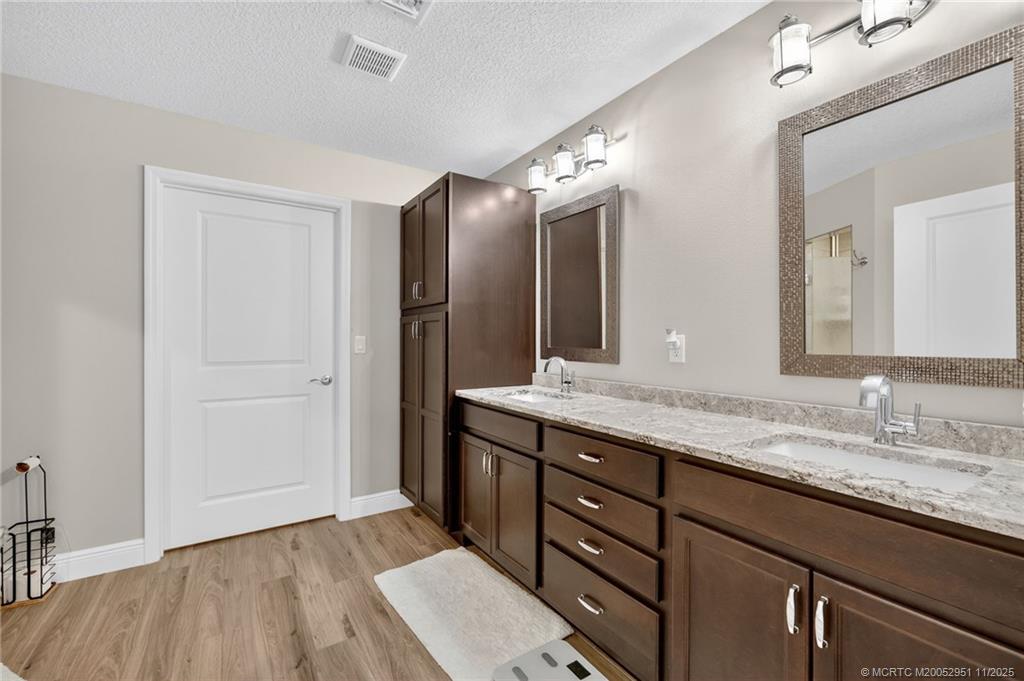 Port St Lucie, Florida, 34953, United States, 4 Bedrooms Bedrooms, ,2 BathroomsBathrooms,Residential,For Sale,1989393