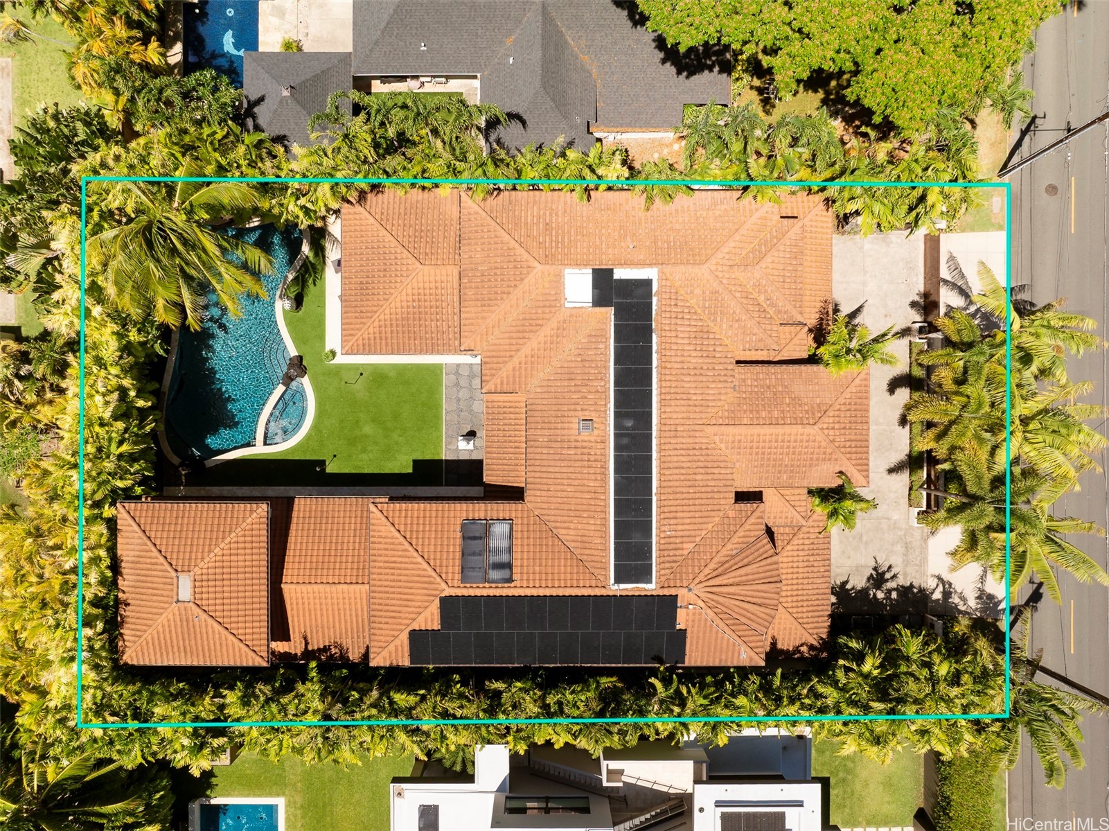 Honolulu, Hawaii, 96816, United States, 5 Bedrooms Bedrooms, ,8 BathroomsBathrooms,Residential,For Sale,1859749