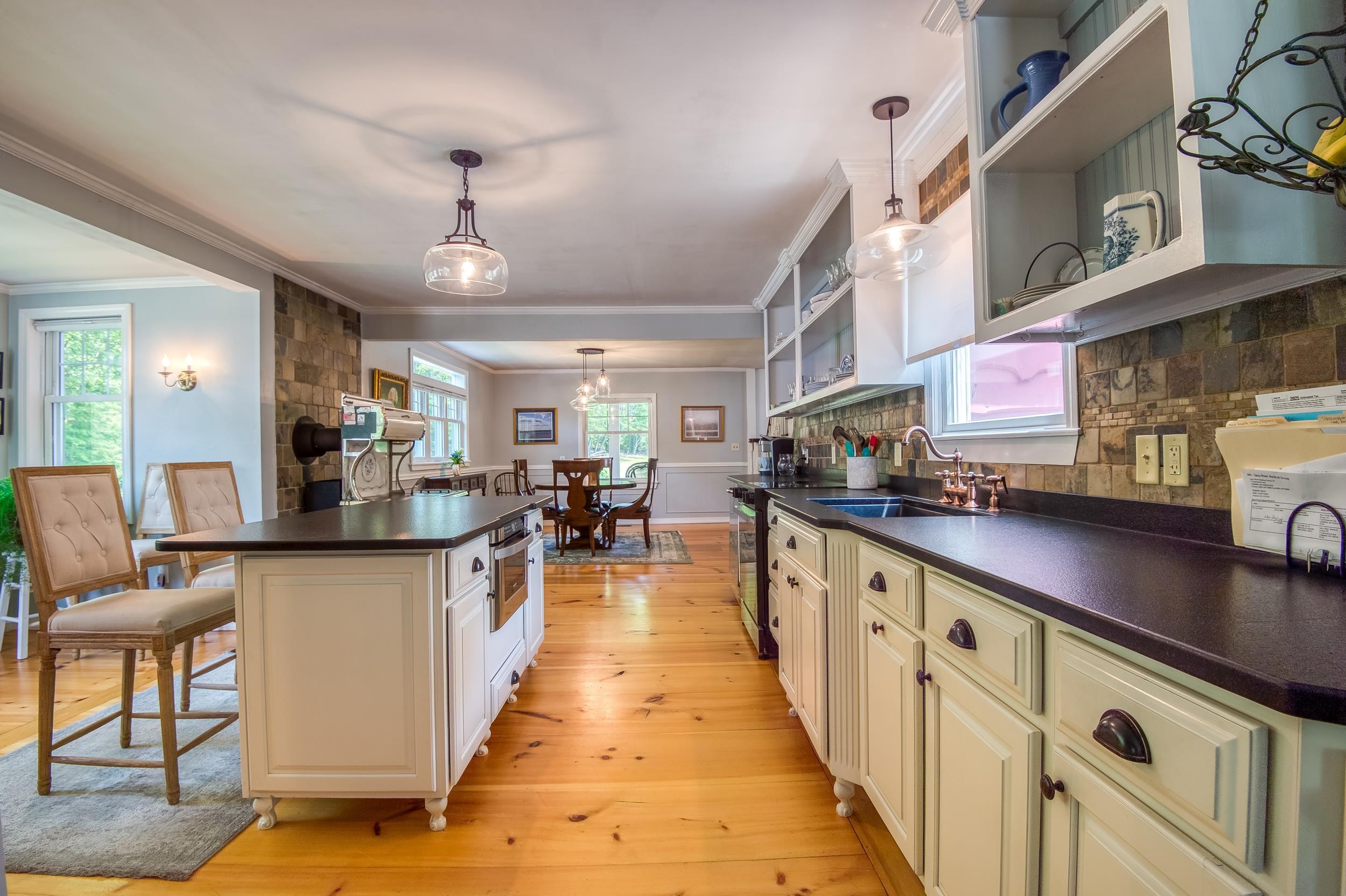 Eaton, New Hampshire, 03832, United States, 3 Bedrooms Bedrooms, ,1 BathroomBathrooms,Residential,For Sale,1989468