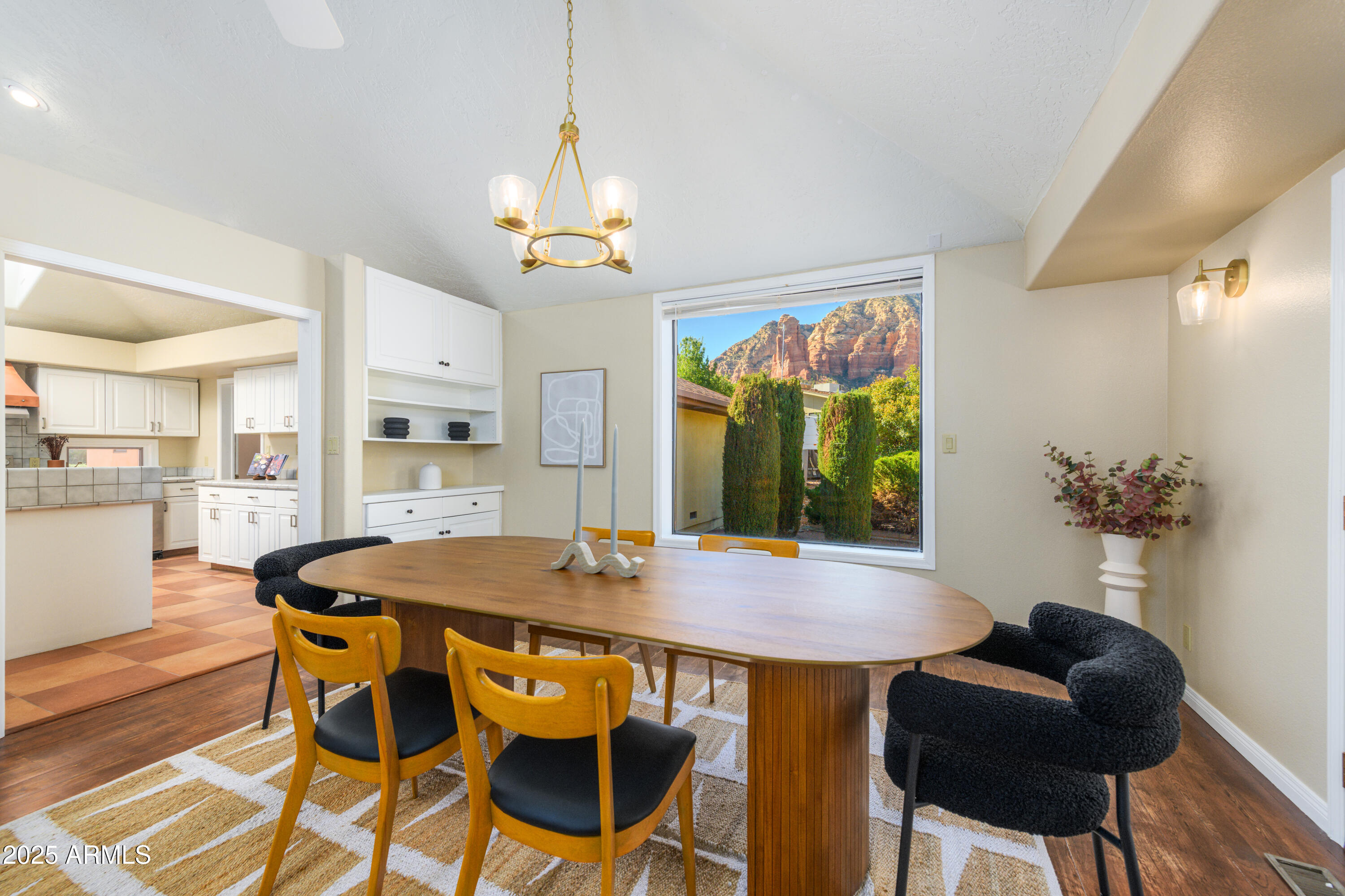 Sedona, Arizona, 86351, United States, 3 Bedrooms Bedrooms, ,4 BathroomsBathrooms,Residential,For Sale,2003507