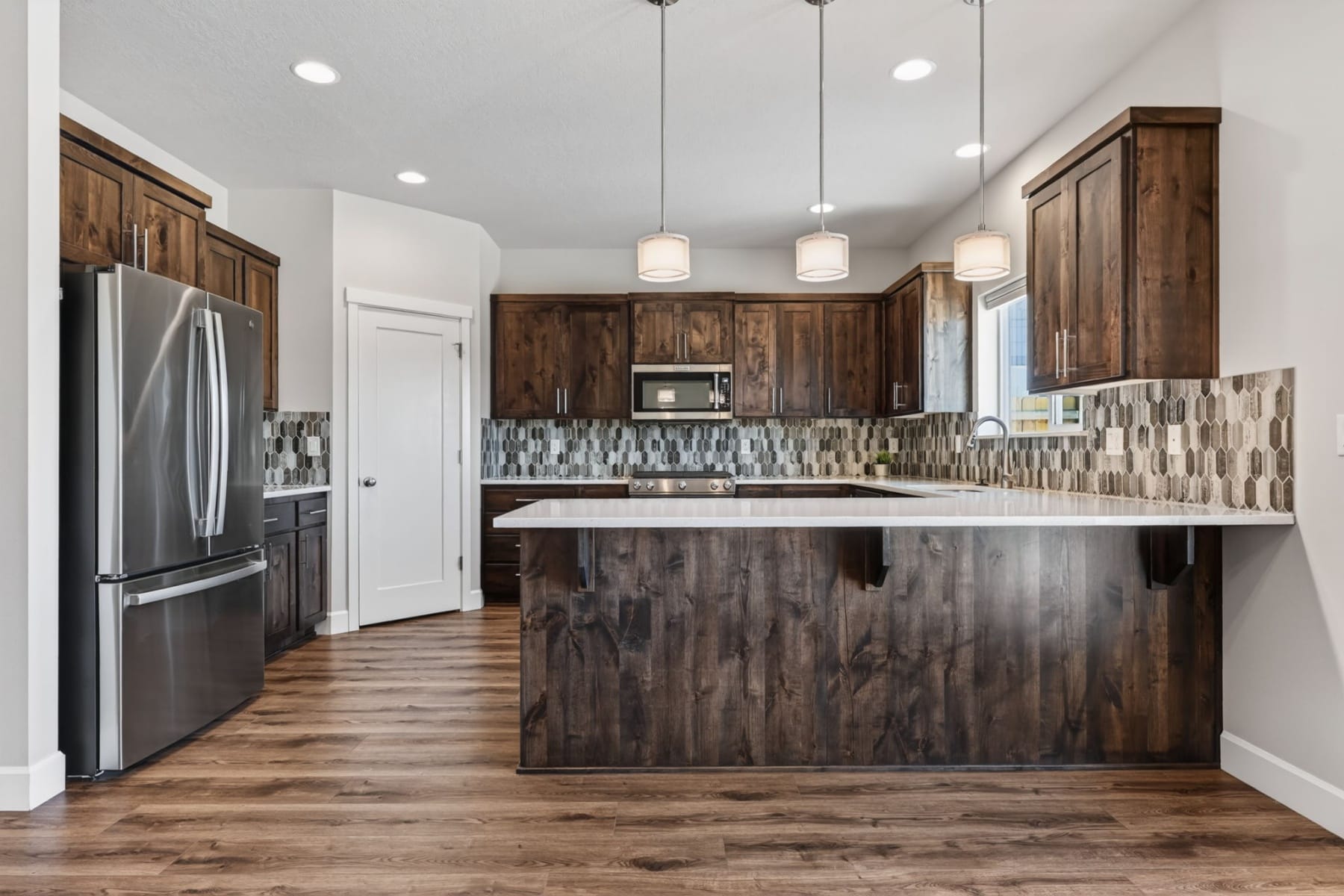  4946 SW Zenith Avenue Redmond, OR 97756 - 物件實景