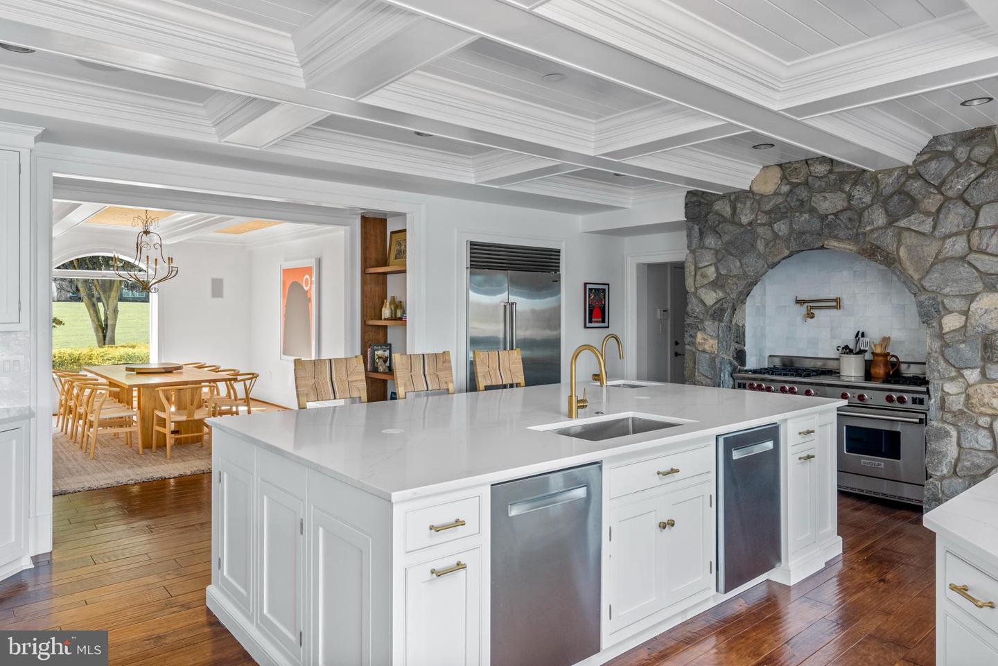 Annapolis, Maryland, 21401, United States, 6 Bedrooms Bedrooms, ,9 BathroomsBathrooms,Residential,For Sale,1744744