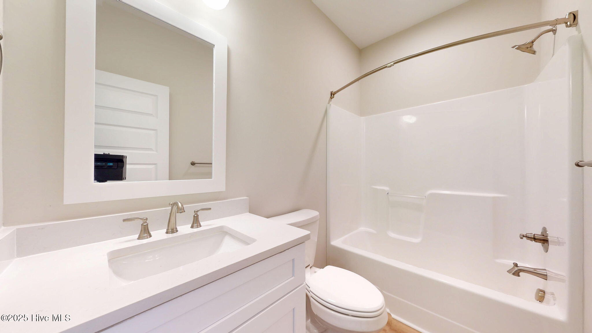 New Bern, North Carolina, 28562, United States, 4 Bedrooms Bedrooms, ,4 BathroomsBathrooms,Residential,For Sale,1768521