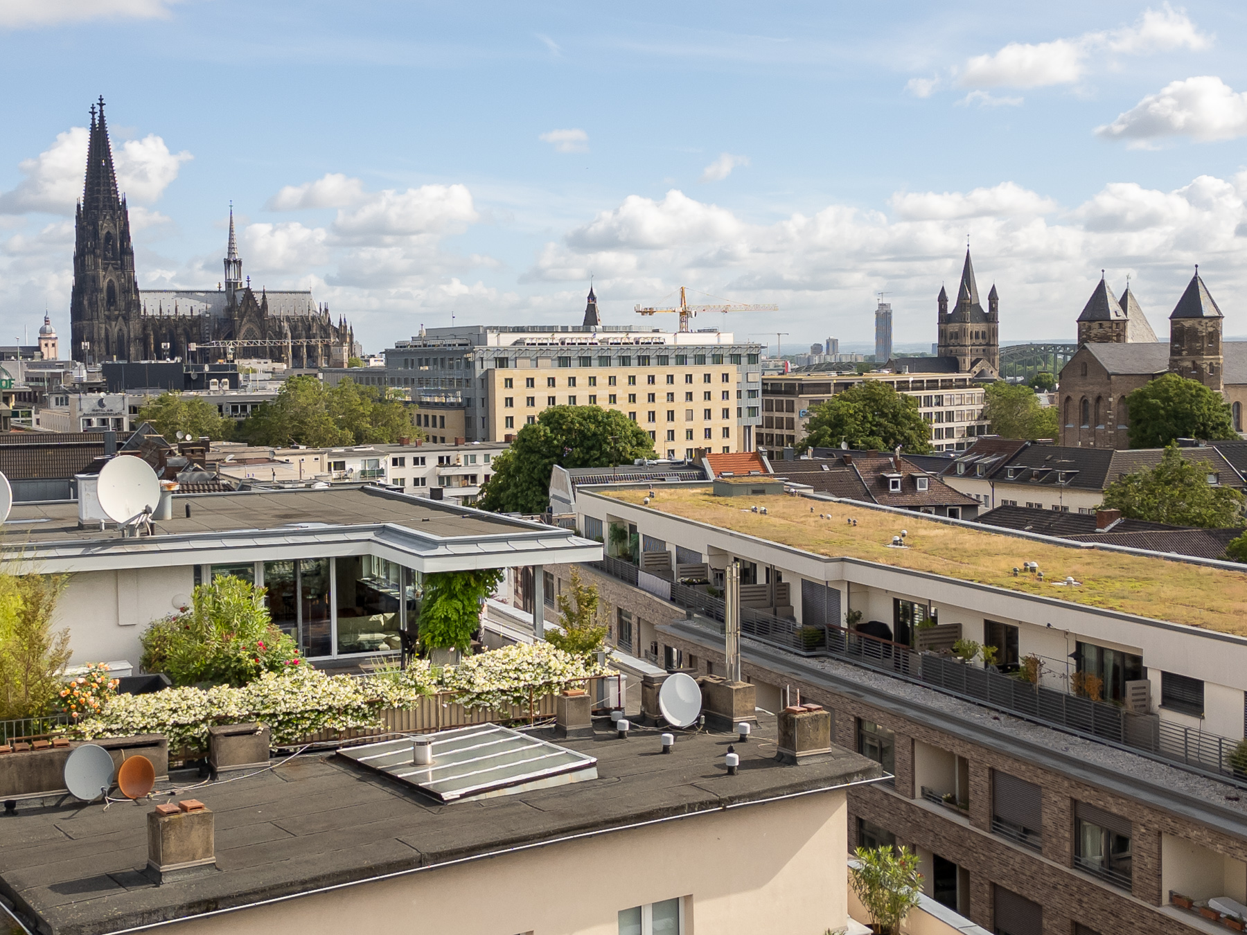  Penthouse Retreat Above the Rooftops of Cologne - 物件實景