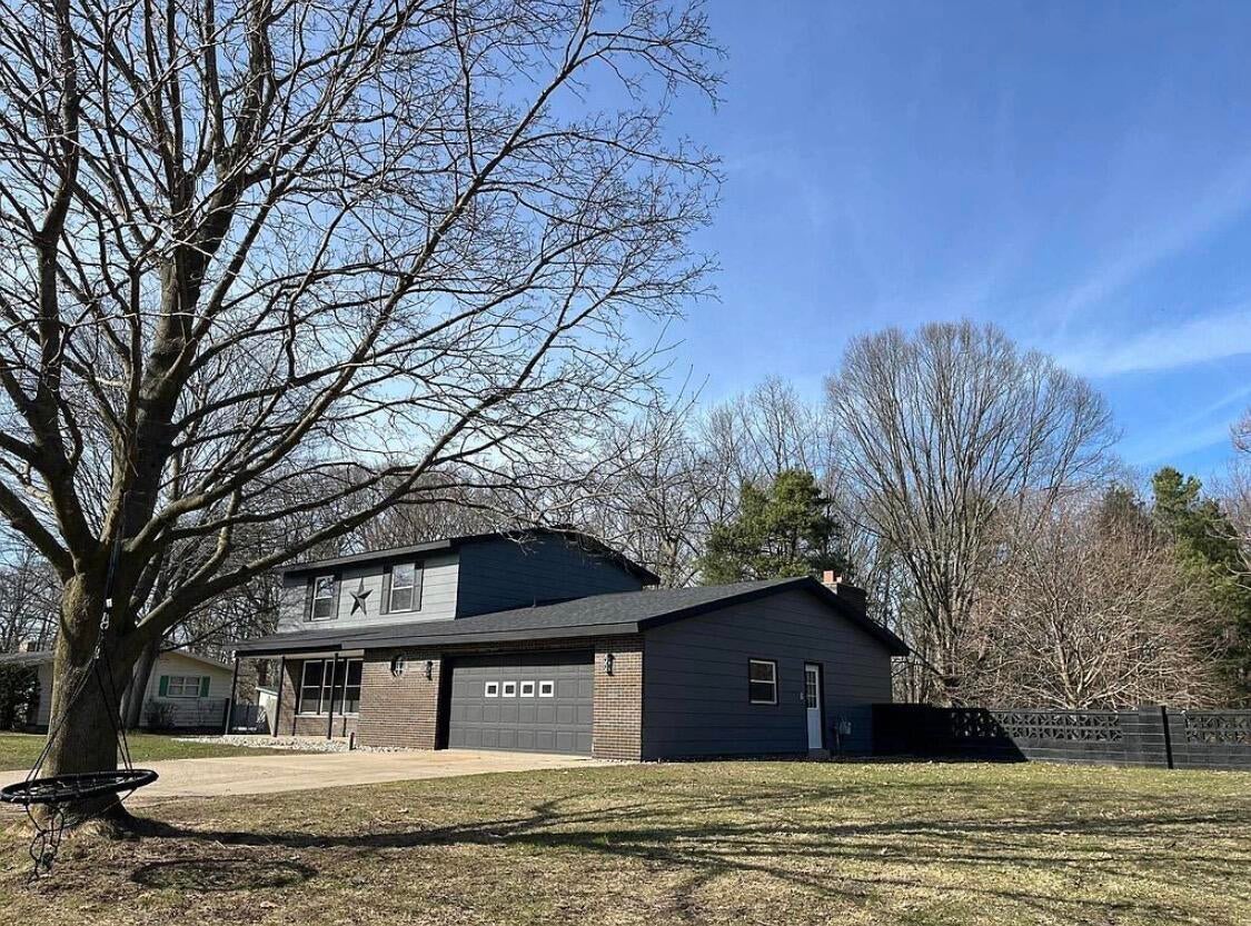 Eloise Dr, Muskegon, MI 49444 #1