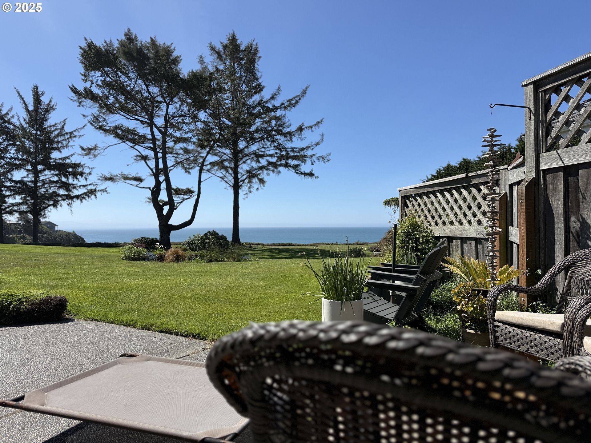 Brookings, Oregon, 97415, United States, 2 Bedrooms Bedrooms, ,2 BathroomsBathrooms,Residential,For Sale,1920315
