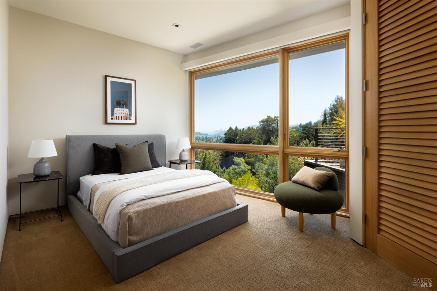 Mill Valley, California, 94941, United States, 5 Bedrooms Bedrooms, ,6 BathroomsBathrooms,Residential,For Sale,1913186