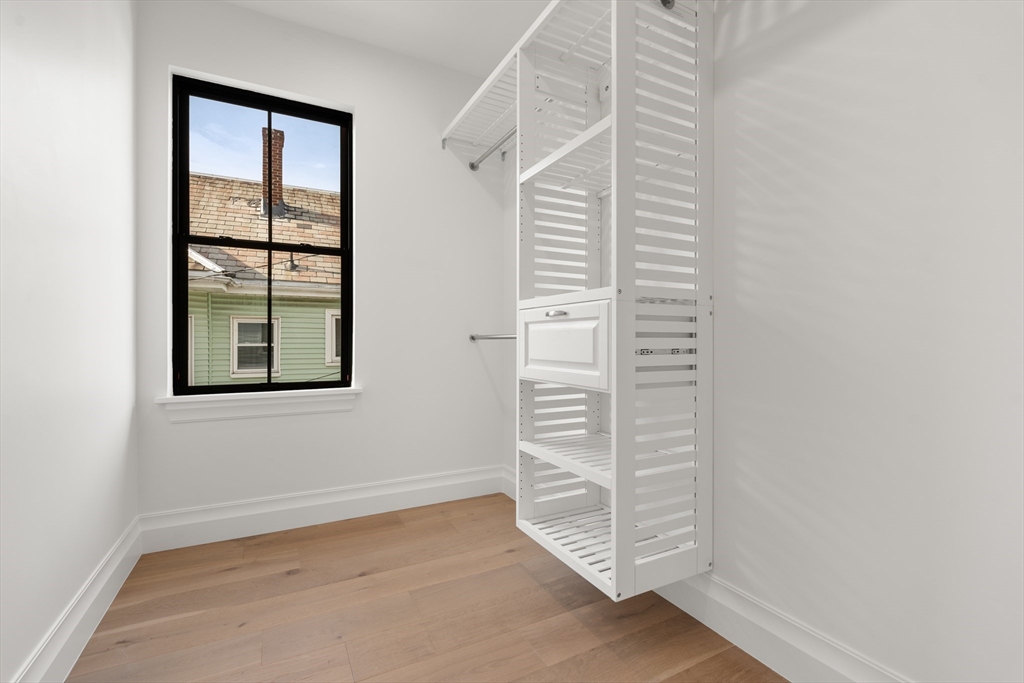 Somerville, Massachusetts, 02144, United States, 4 Bedrooms Bedrooms, ,5 BathroomsBathrooms,Residential,For Sale,1991480