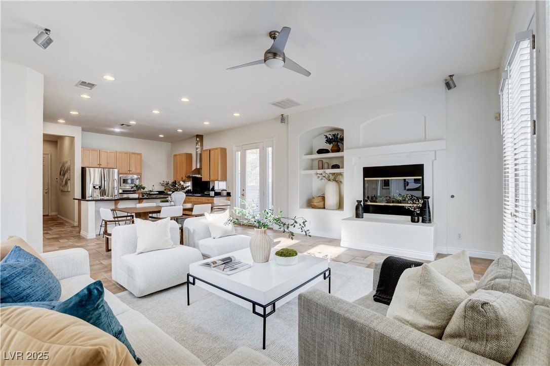 Henderson, Nevada, 89052, United States, 5 Bedrooms Bedrooms, ,4 BathroomsBathrooms,Residential,For Sale,1989374