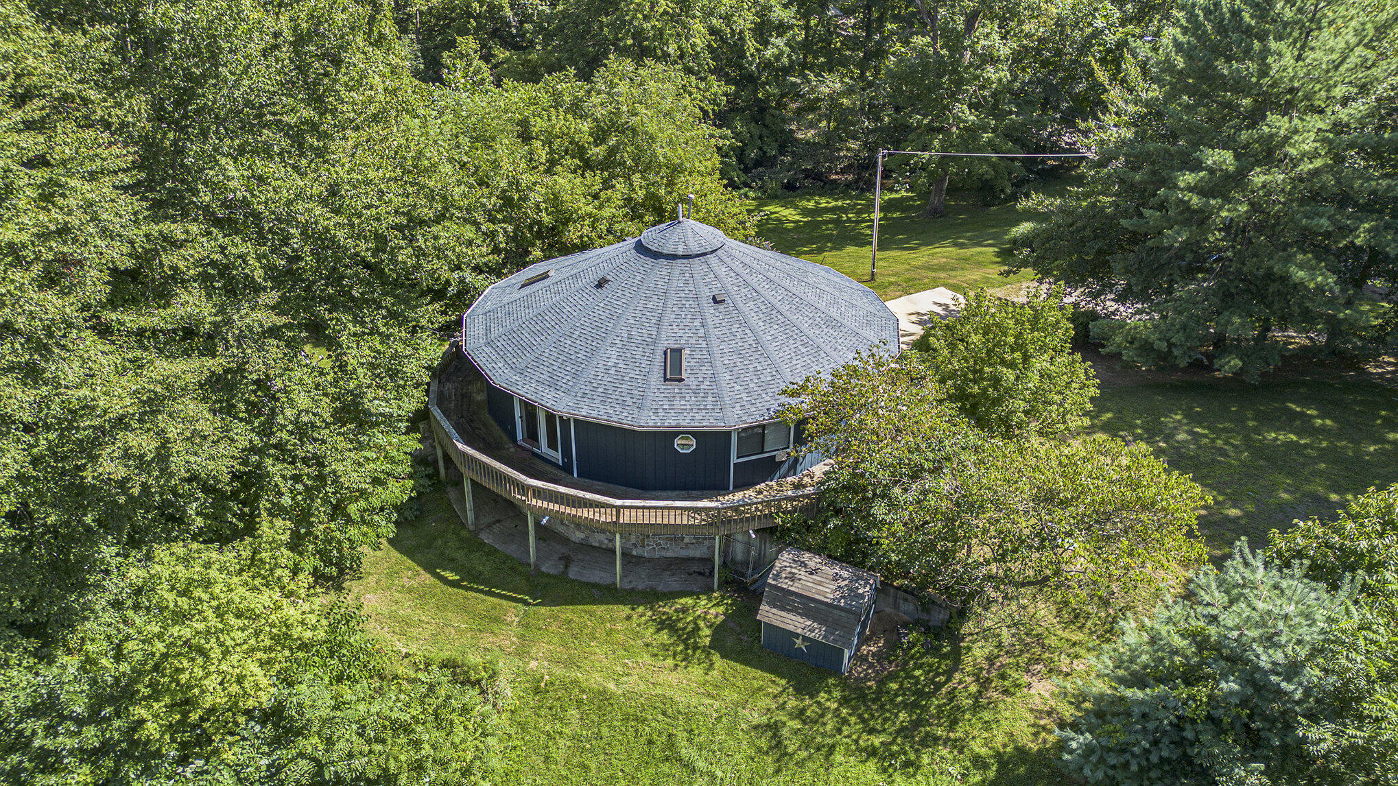 Bangor, Michigan, 49013, United States, 3 Bedrooms Bedrooms, ,2 BathroomsBathrooms,Residential,For Sale,1930428