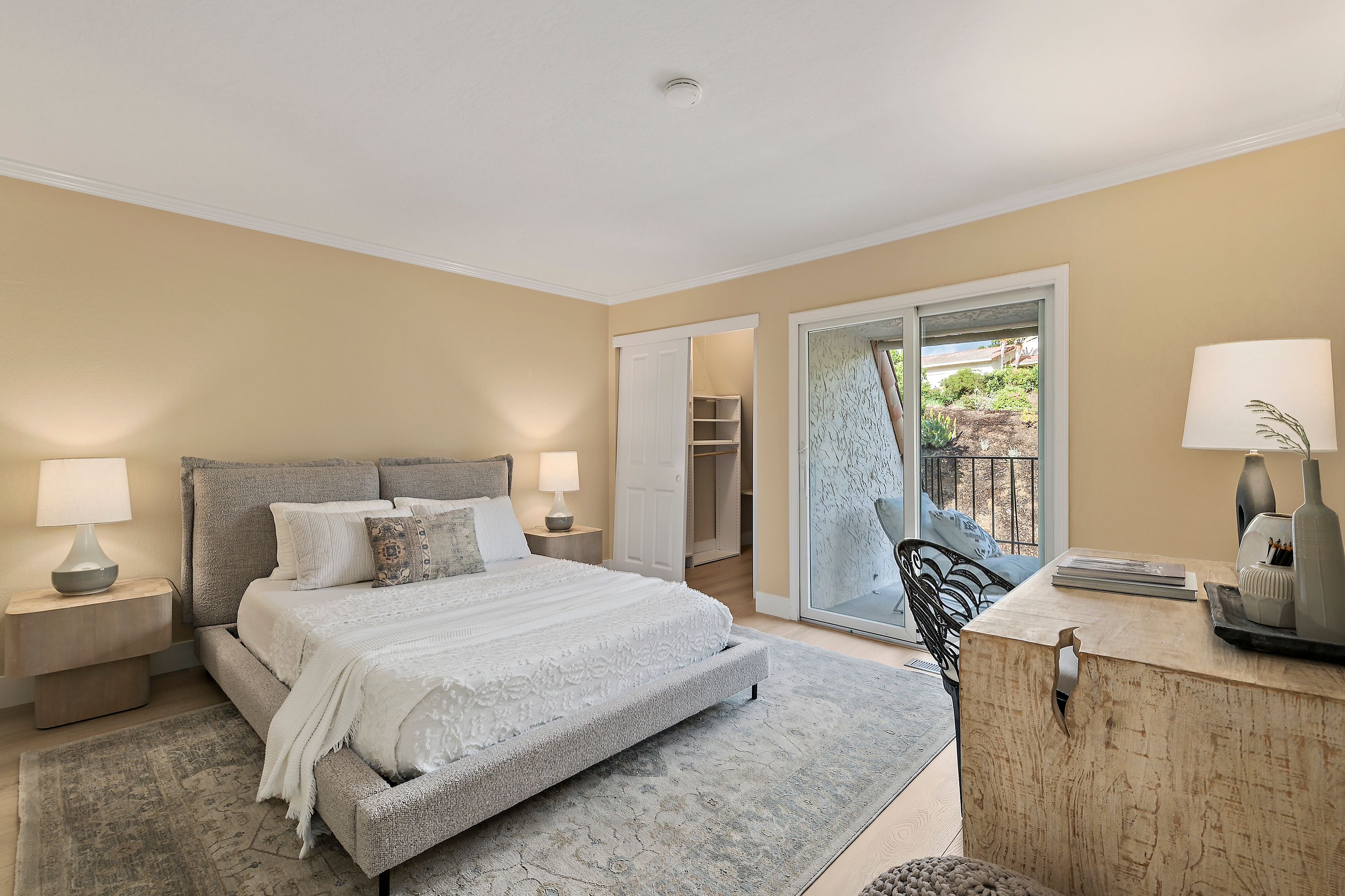  Private, Light-Filled Residence in Exclusive Rinconada Hills - 物件實景