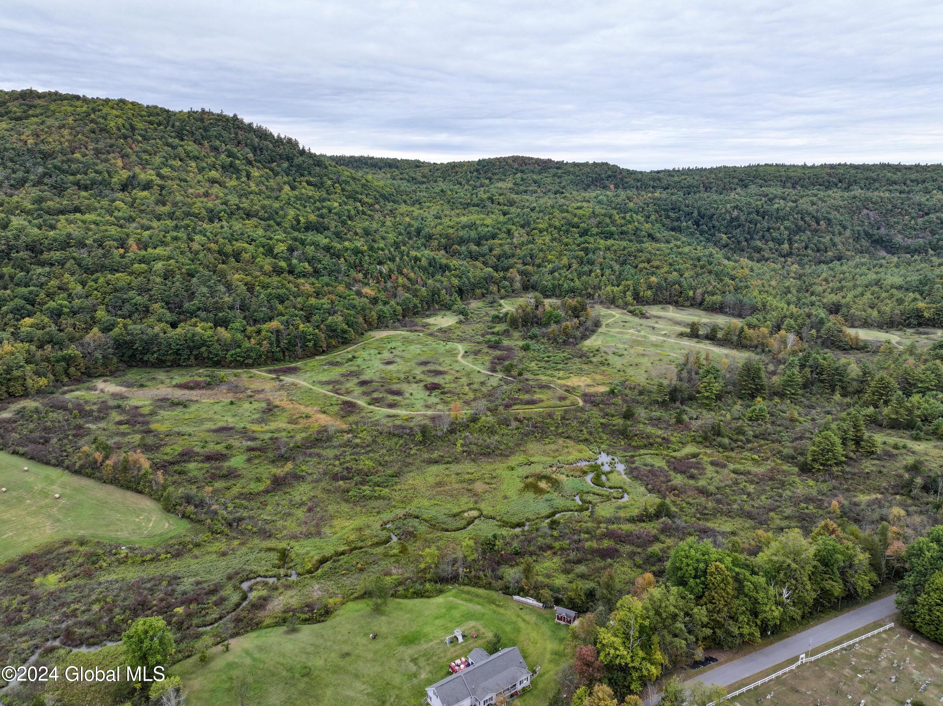 Putnam Station, New York, 12861, United States, 2 Bedrooms Bedrooms, ,2 BathroomsBathrooms,Residential,For Sale,1978709