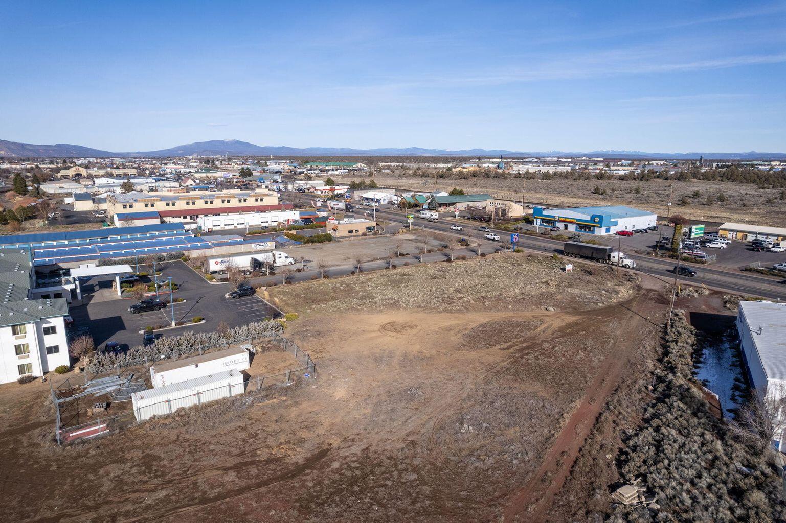 Redmond, Oregon, 97756, United States, ,Land,For Sale,1976086