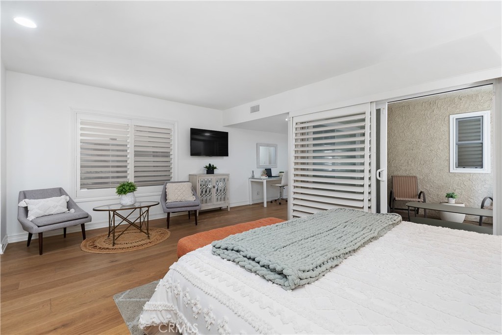 Seal Beach, California, 90740, United States, 3 Bedrooms Bedrooms, ,3 BathroomsBathrooms,Residential,For Sale,1846978