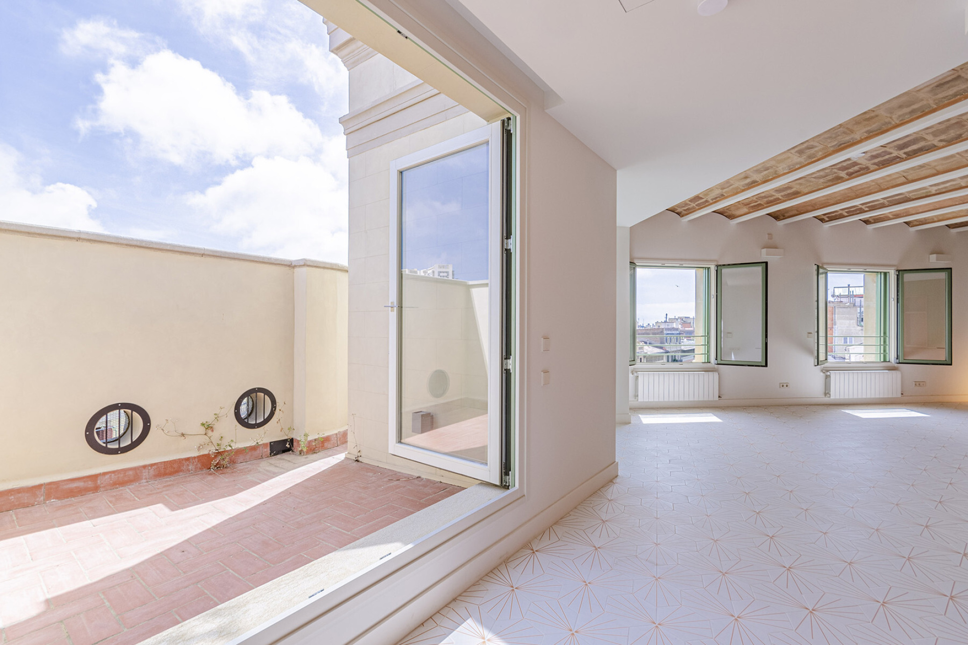  Bright apartment in luxury development in Eixample Dreta - 物件實景