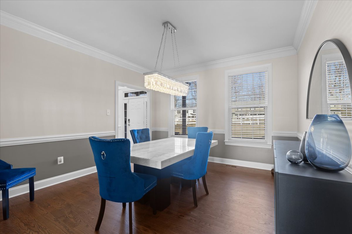 New Windsor, Maryland, 21776, United States, 5 Bedrooms Bedrooms, ,5 BathroomsBathrooms,Residential,For Sale,1943659