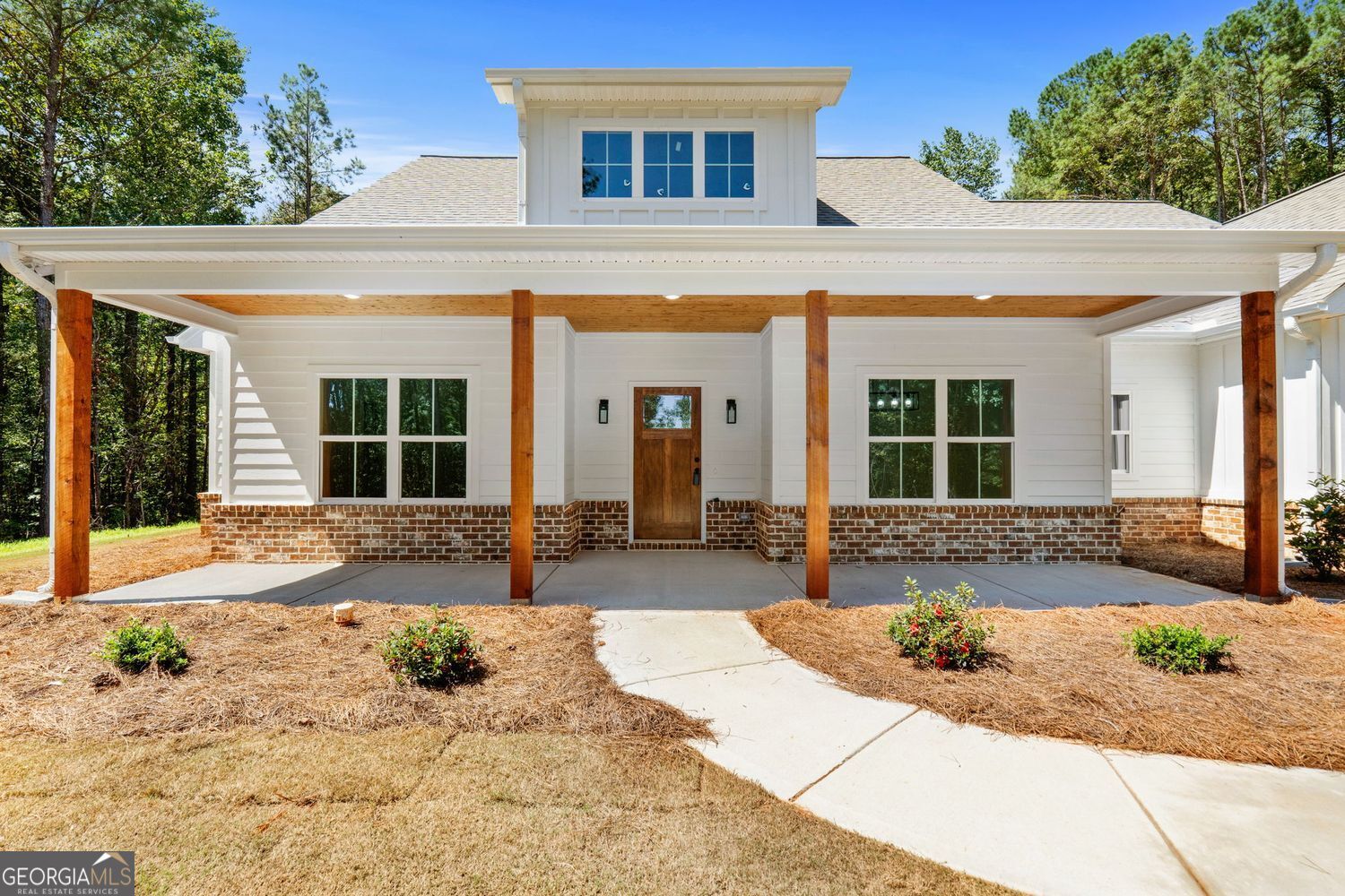 Forsyth, Georgia, 31029, United States, 4 Bedrooms Bedrooms, ,3 BathroomsBathrooms,Residential,For Sale,1922681