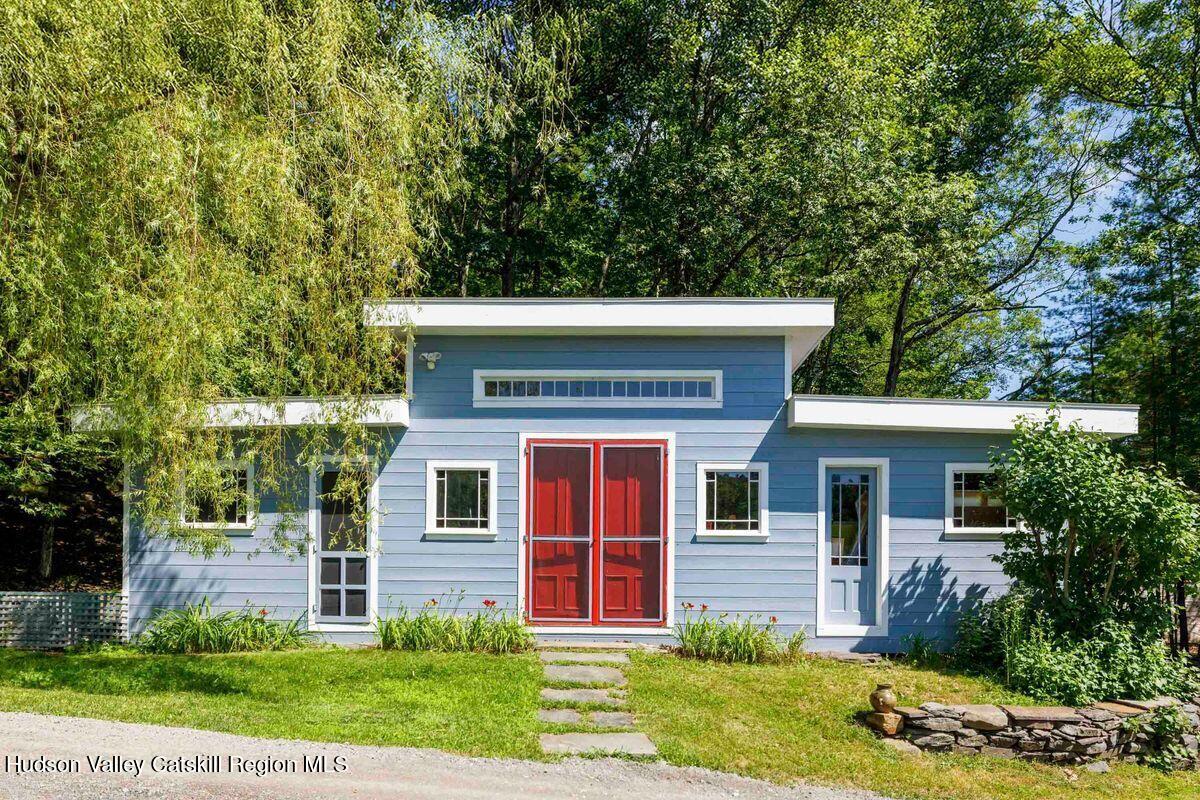 Bearsville, New York, 12409, United States, 3 Bedrooms Bedrooms, ,3 BathroomsBathrooms,Residential,For Sale,1901832