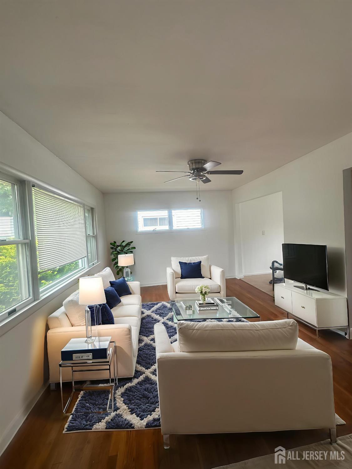 Rahway, New Jersey, 08857, United States, 4 Bedrooms Bedrooms, ,2 BathroomsBathrooms,Residential,For Sale,1906266