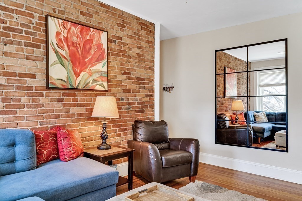 Brookline, Massachusetts, 02446, United States, 2 Bedrooms Bedrooms, ,1 BathroomBathrooms,Residential,For Sale,1939249