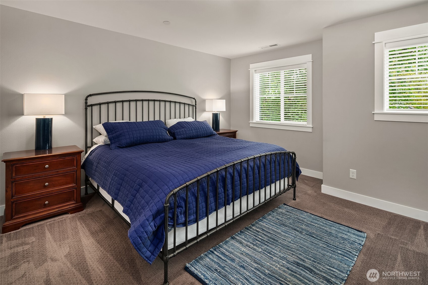 Seattle, Washington, 98178, United States, 4 Bedrooms Bedrooms, ,3 BathroomsBathrooms,Residential,For Sale,1793802