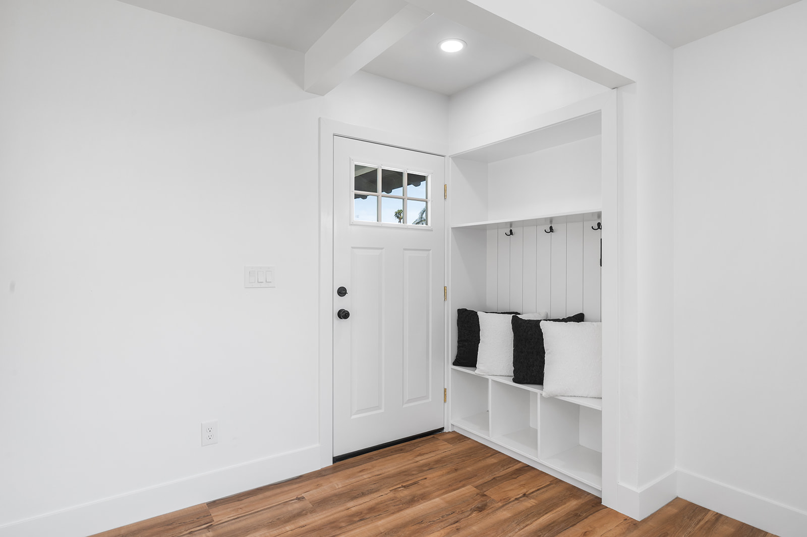 Rialto, California, 92376, United States, 4 Bedrooms Bedrooms, ,2 BathroomsBathrooms,Residential,For Sale,1878686