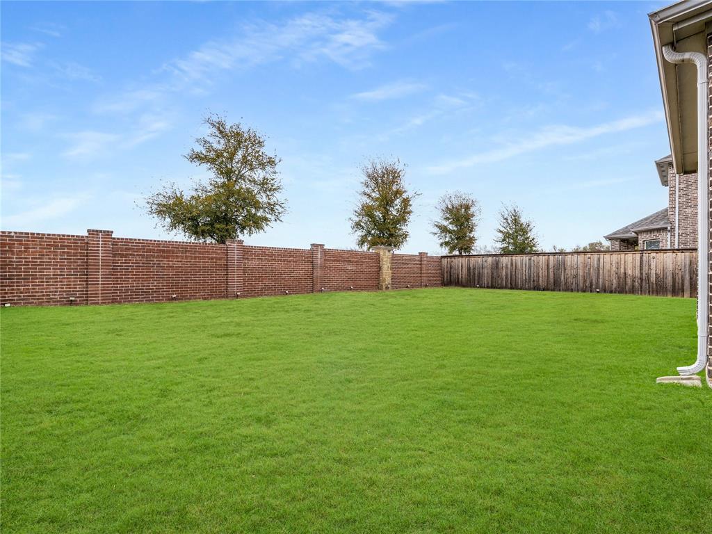 Celina, Texas, 75009, United States, 5 Bedrooms Bedrooms, ,4 BathroomsBathrooms,Residential,For Sale,2002202