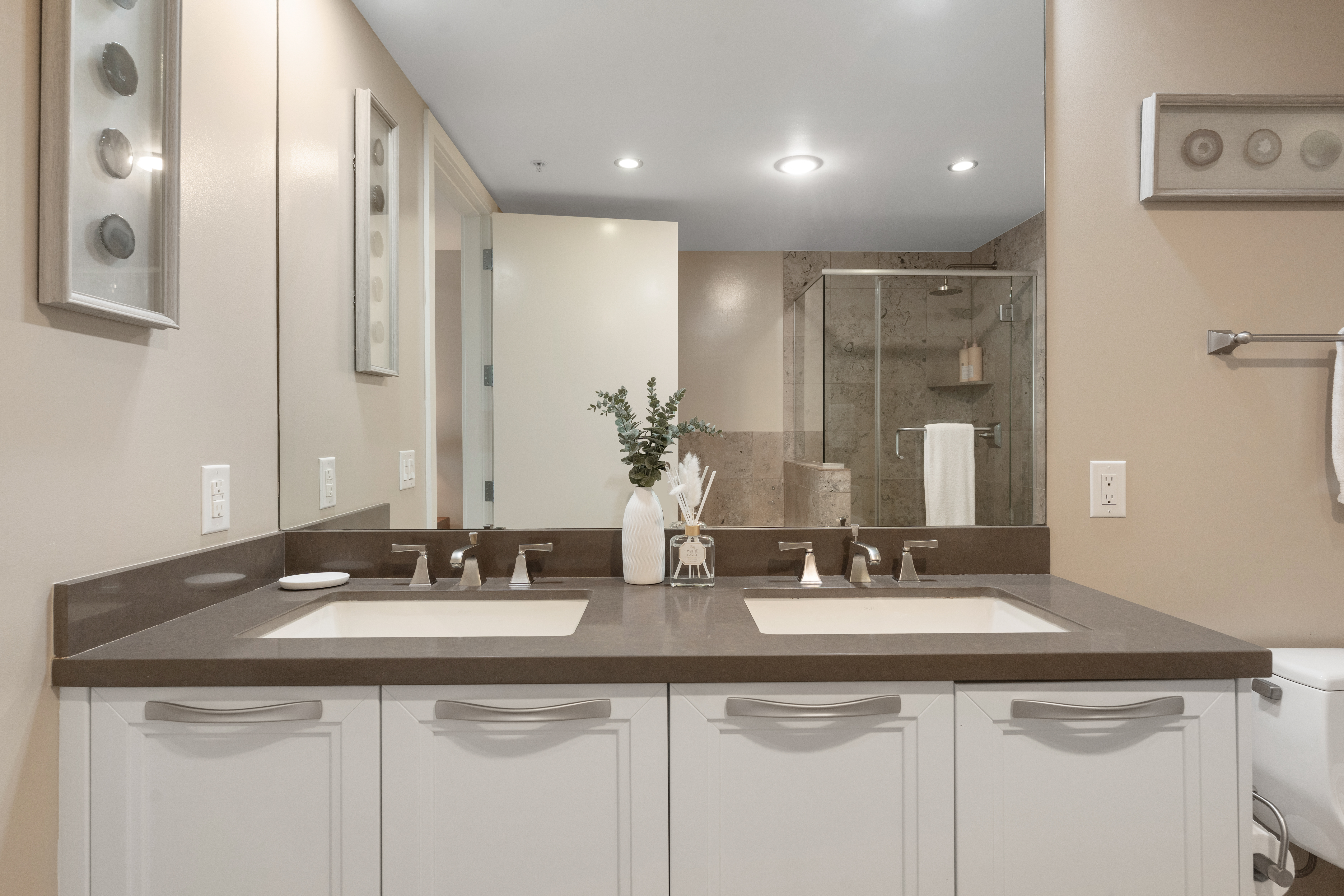  1325 Pacific Highway, San Diego, CA 92101 - 物件實景