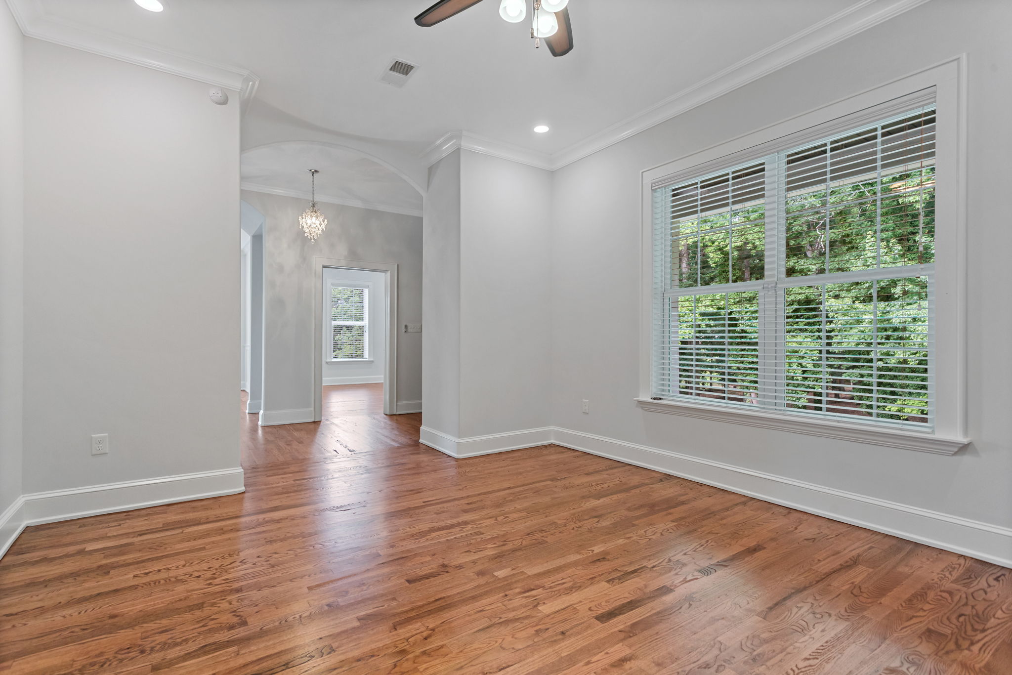  204 Crestwood Drive, Greenville, SC 29609 - 物件實景