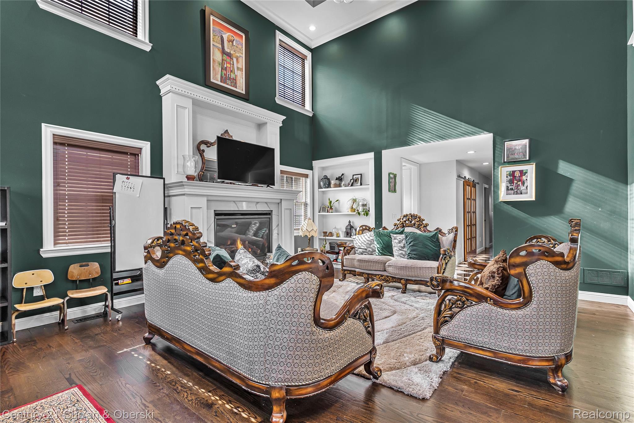 Dearborn, Michigan, 48124, United States, 4 Bedrooms Bedrooms, ,3 BathroomsBathrooms,Residential,For Sale,1921247