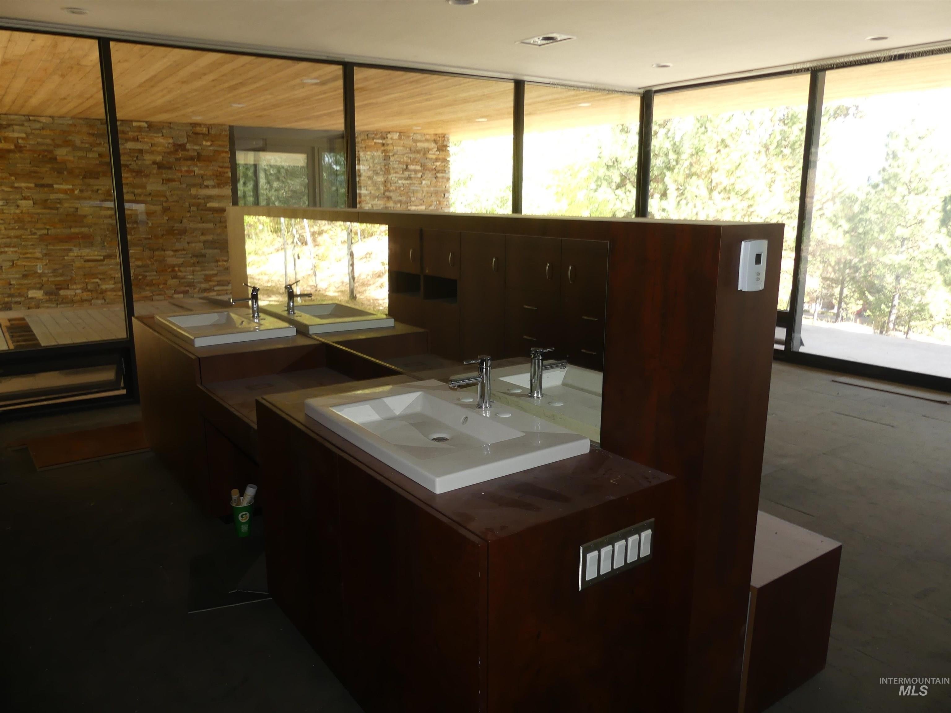 New Meadows, Idaho, 83654, United States, 4 Bedrooms Bedrooms, ,4 BathroomsBathrooms,Residential,For Sale,1980814