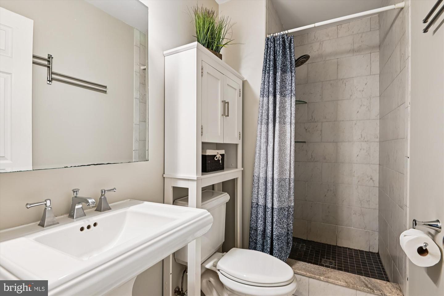 Crofton, Maryland, 21114, United States, 5 Bedrooms Bedrooms, ,4 BathroomsBathrooms,Residential,For Sale,1971690