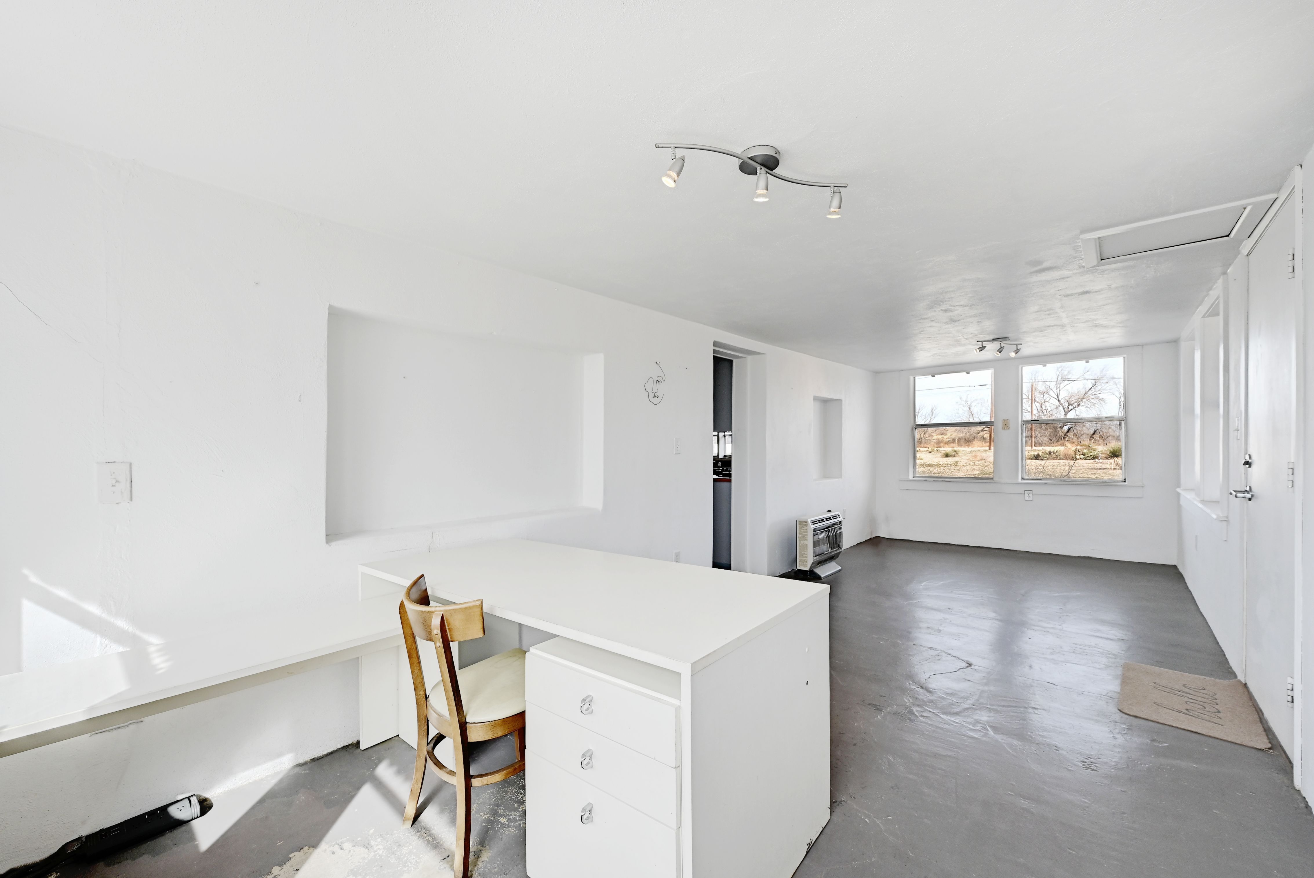  1011 West Washington Street, Marfa, TX 79843 - 物件實景