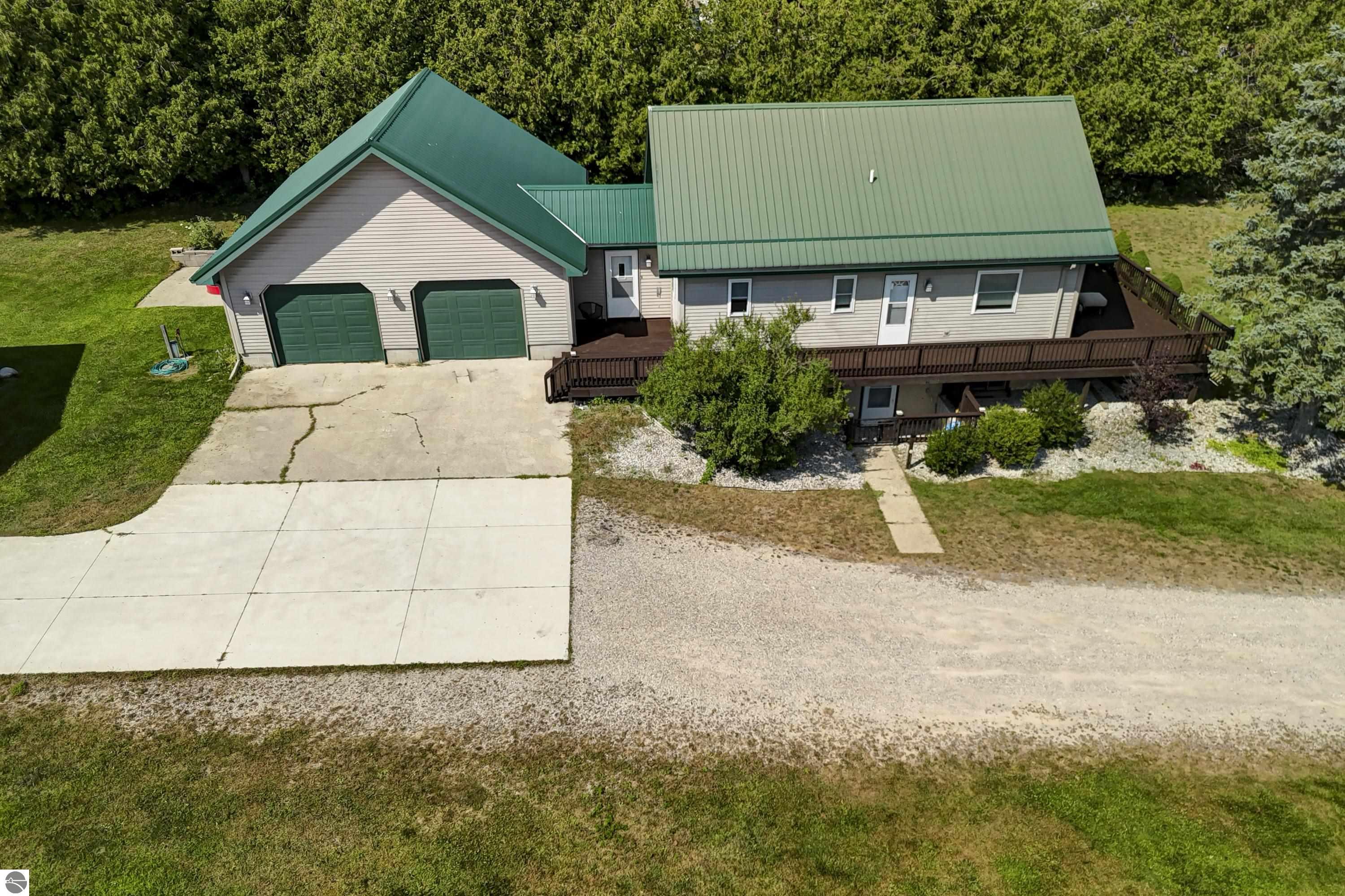 Cedar, Michigan, 49621, United States, 4 Bedrooms Bedrooms, ,2 BathroomsBathrooms,Residential,For Sale,1917119