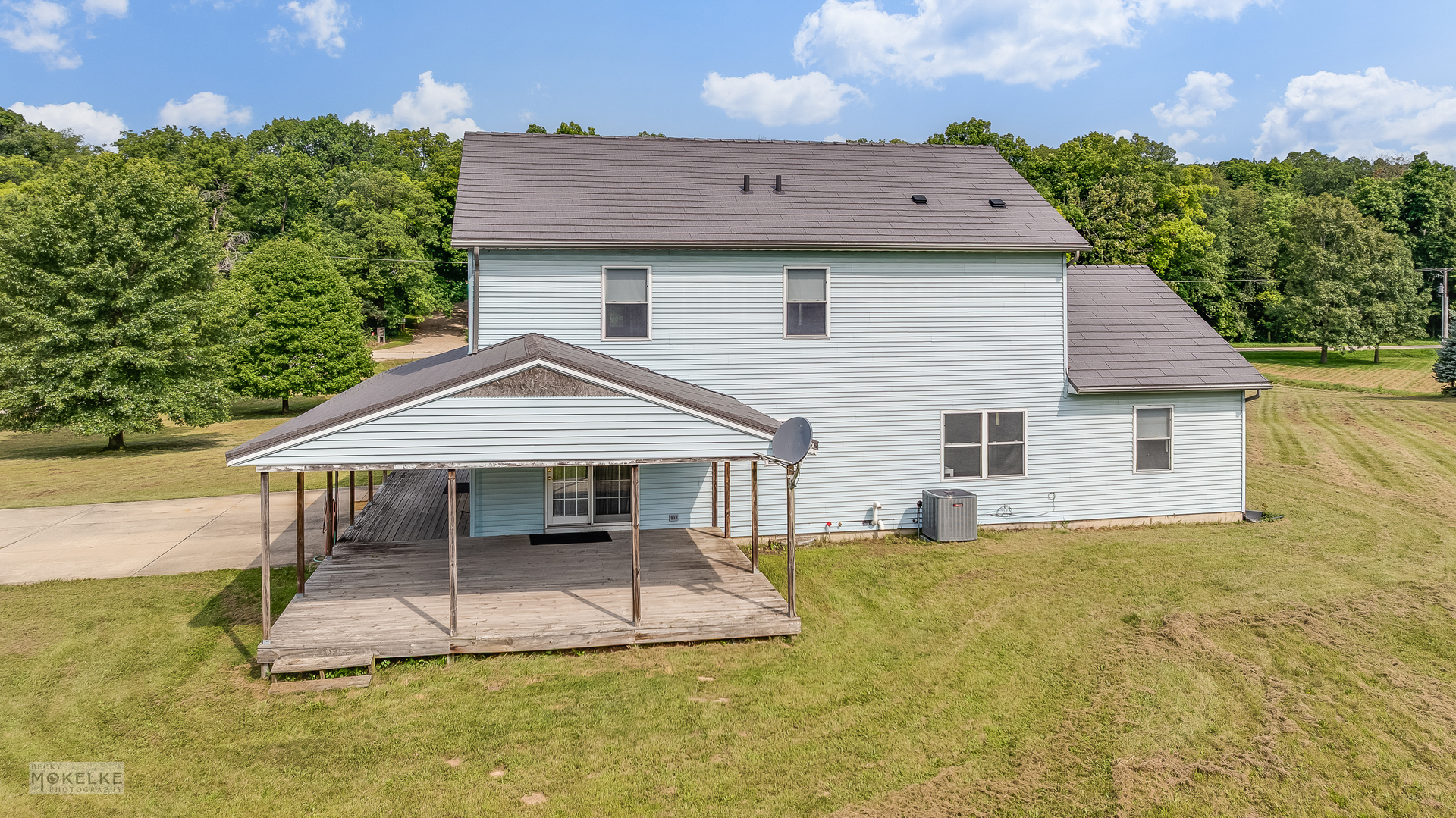 Newark, Illinois, 60541, United States, 4 Bedrooms Bedrooms, ,3 BathroomsBathrooms,Residential,For Sale,1918229
