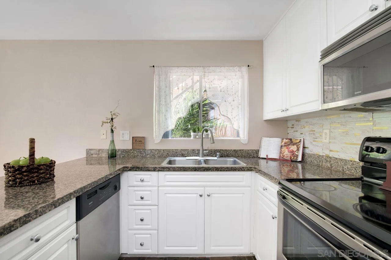 San Diego, California, 92127, United States, 2 Bedrooms Bedrooms, ,2 BathroomsBathrooms,Residential,For Sale,1950197