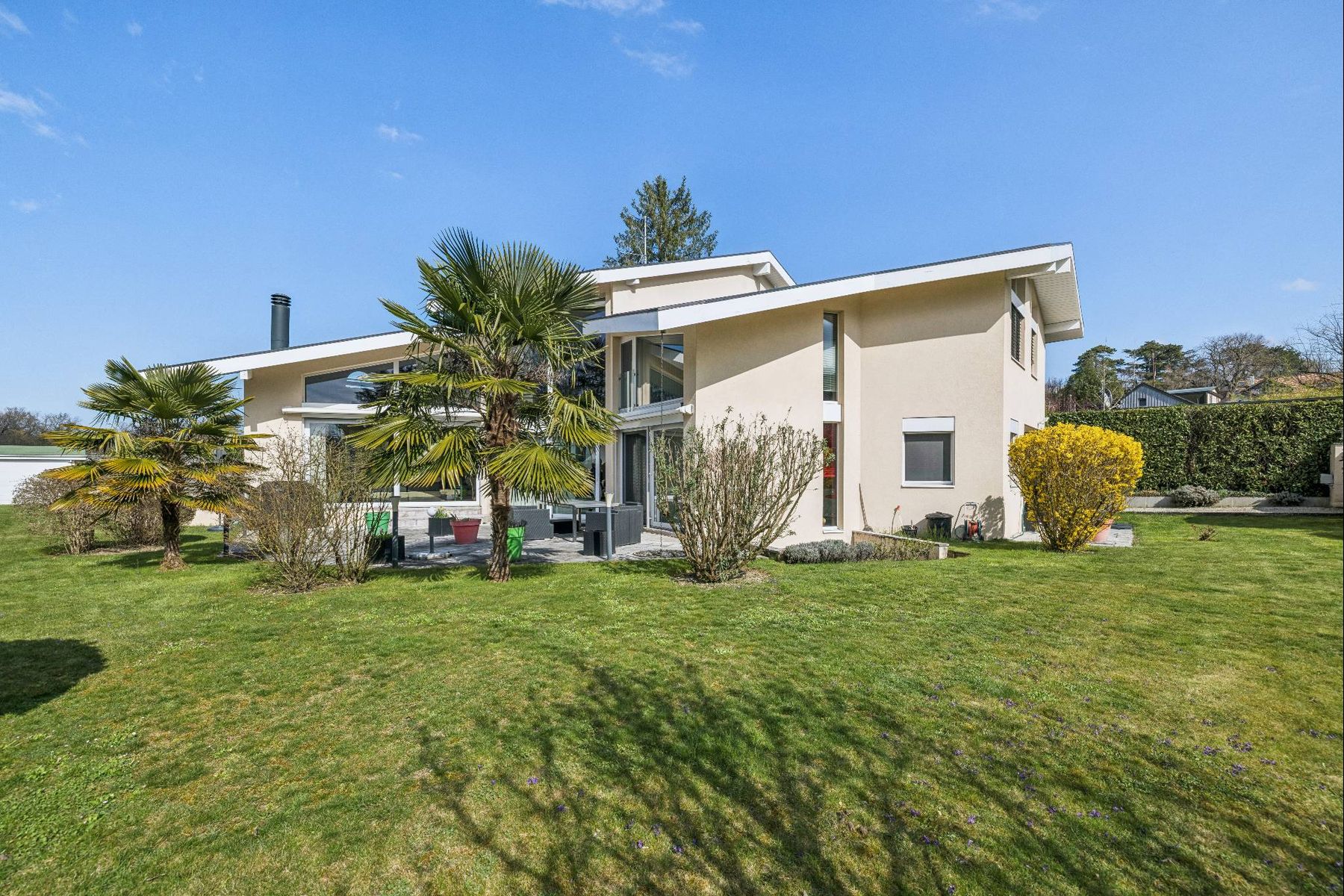  Superb contemporary 9-room villa - 物件實景
