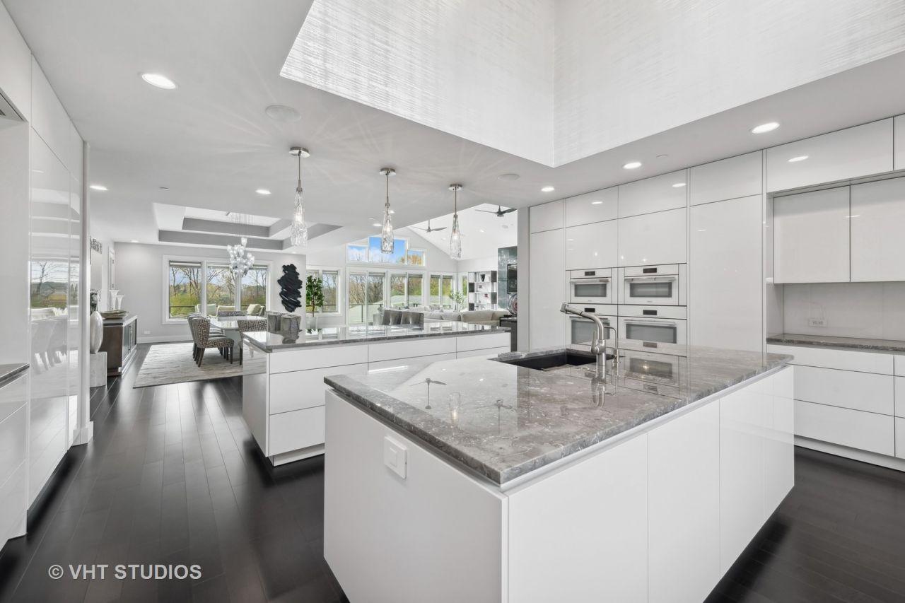 Barrington, Illinois, 60010, United States, 5 Bedrooms Bedrooms, ,5 BathroomsBathrooms,Residential,For Sale,1759208