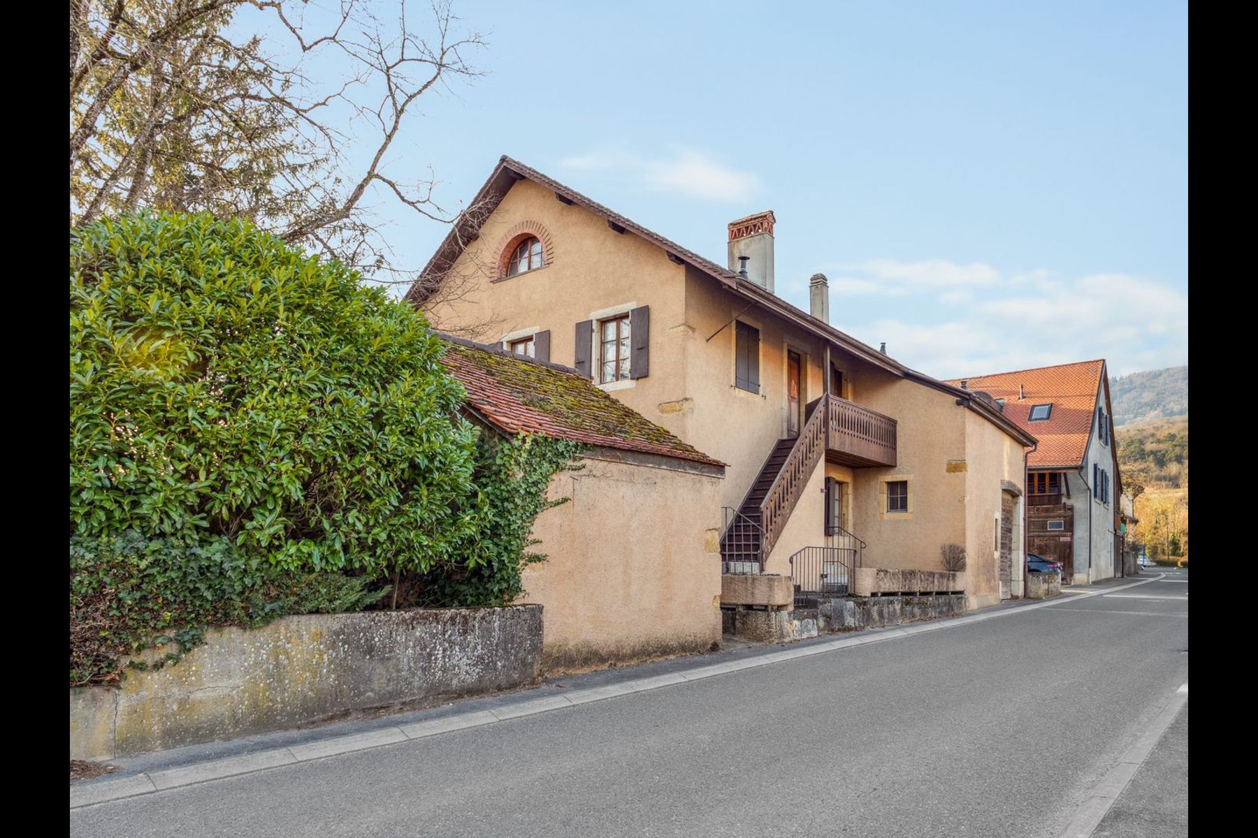  Spacious property in Champagne with house, guest house and garden - 物件實景