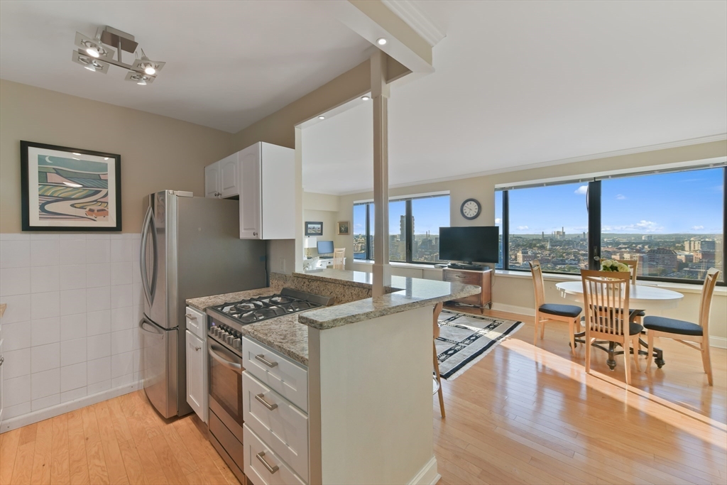 Boston, Massachusetts, 02110, United States, 1 Bedroom Bedrooms, ,1 BathroomBathrooms,Residential,For Sale,1942239