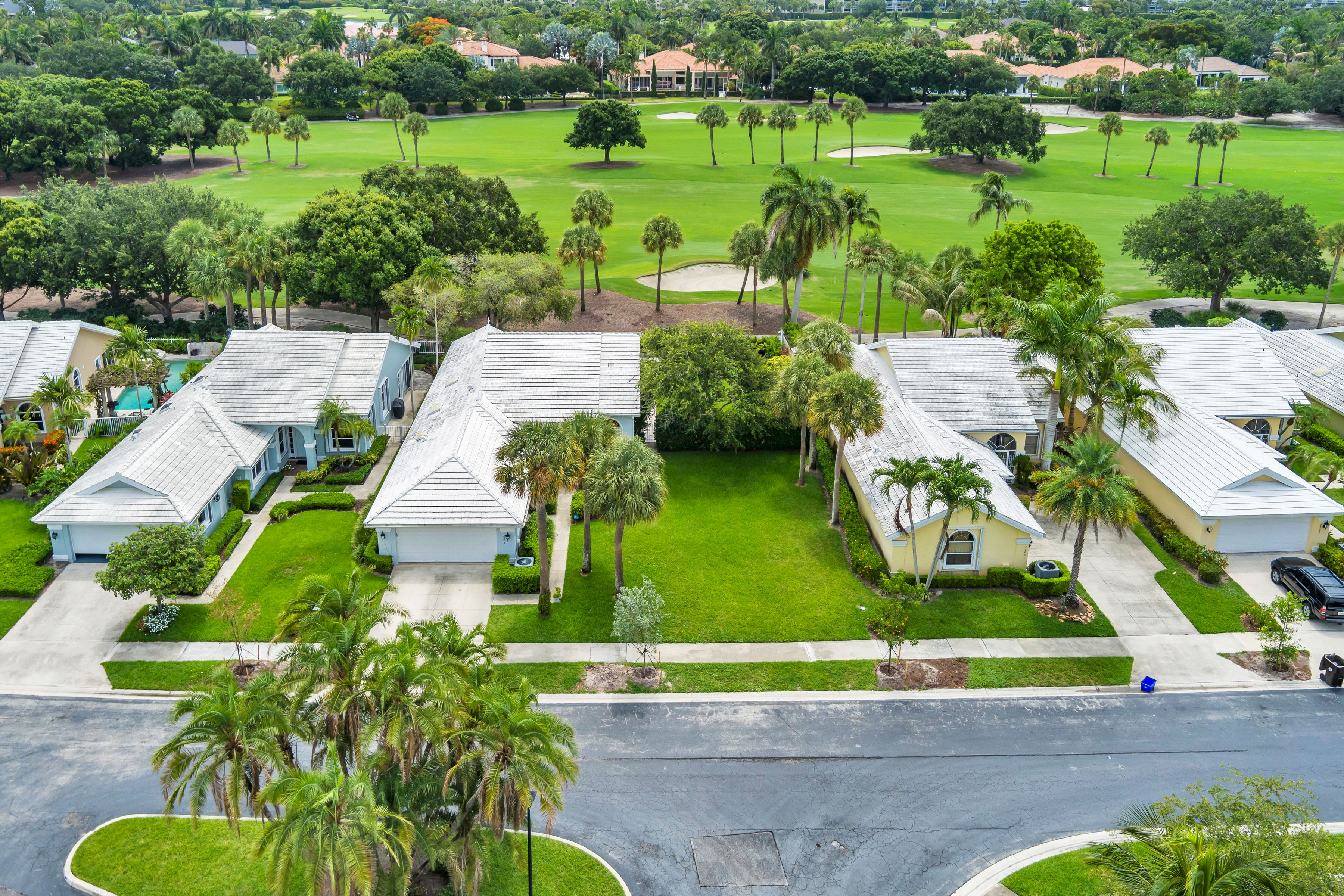  2402 Saratoga Bay Drive - 物件實景