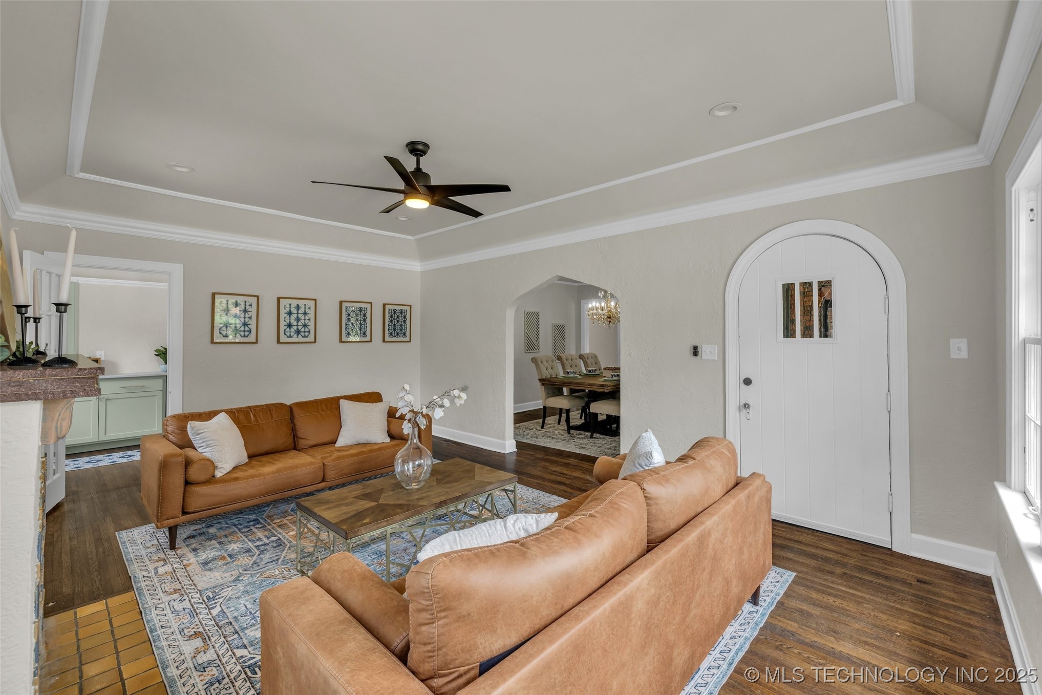 Tulsa, Oklahoma, 74104, United States, 3 Bedrooms Bedrooms, ,3 BathroomsBathrooms,Residential,For Sale,1890482