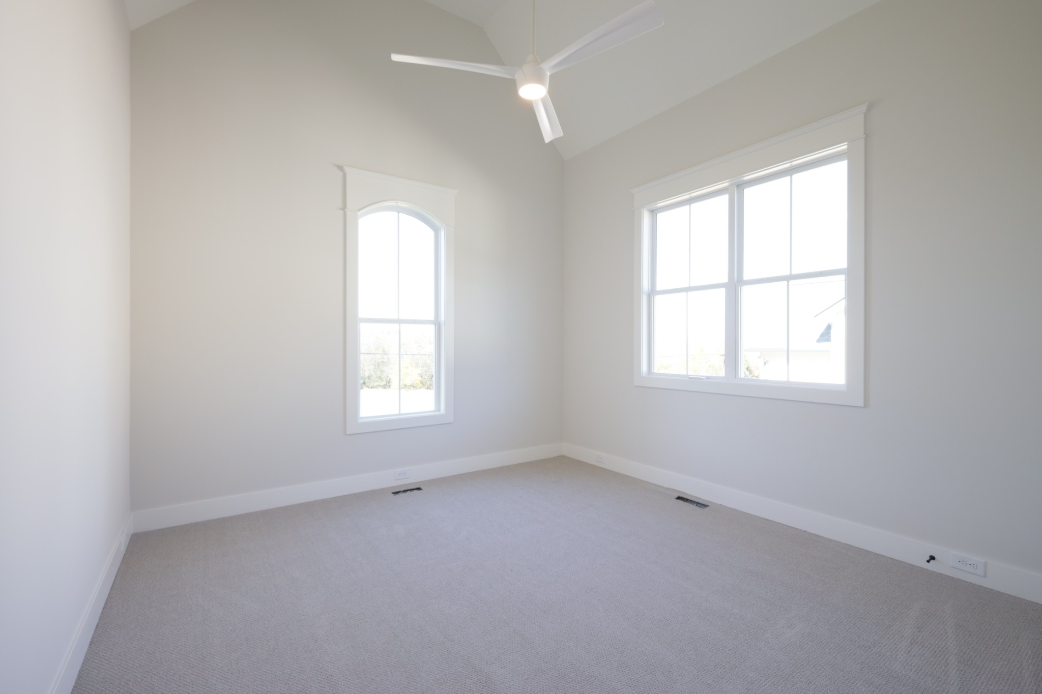 Lebanon, Tennessee, 37087, United States, 4 Bedrooms Bedrooms, ,3 BathroomsBathrooms,Residential,For Sale,1989389